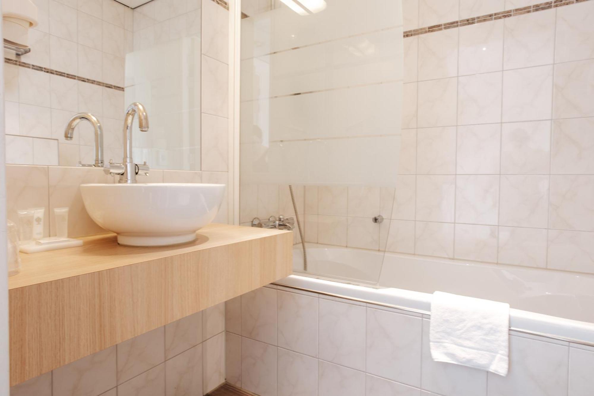Quarto Standard com 2 Camas de Solteiro