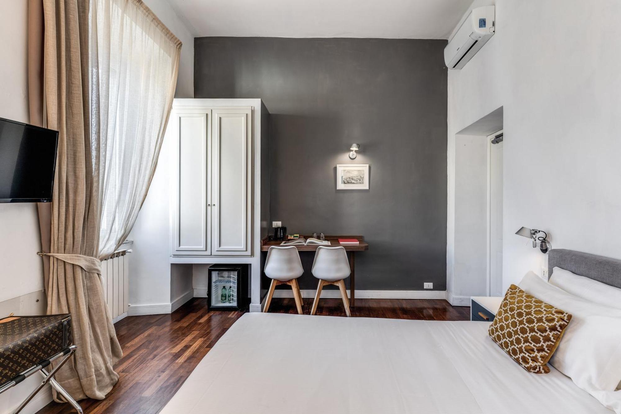 Deluxe Double Room City View