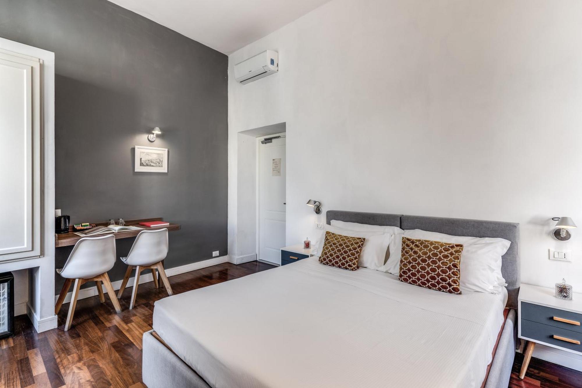 Deluxe Double Room City View