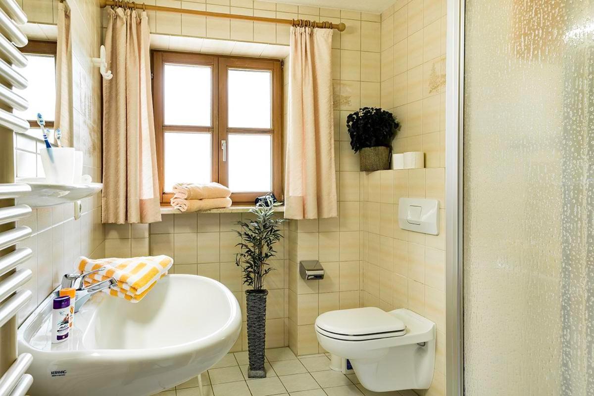 Apartment mit 1 Schlafzimmer und Dusche