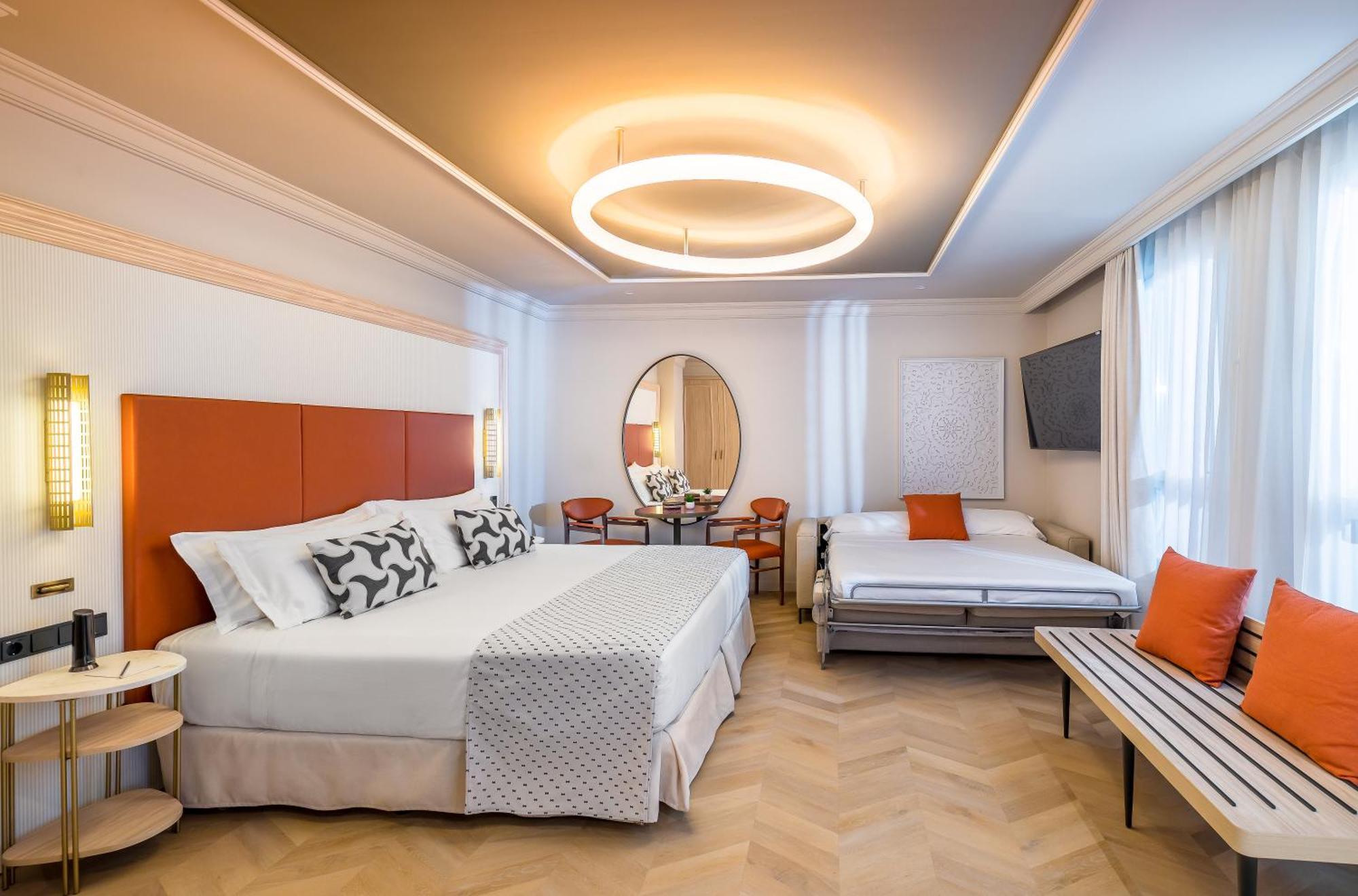 Quarto Família (2 Adultos + 1 Criança)