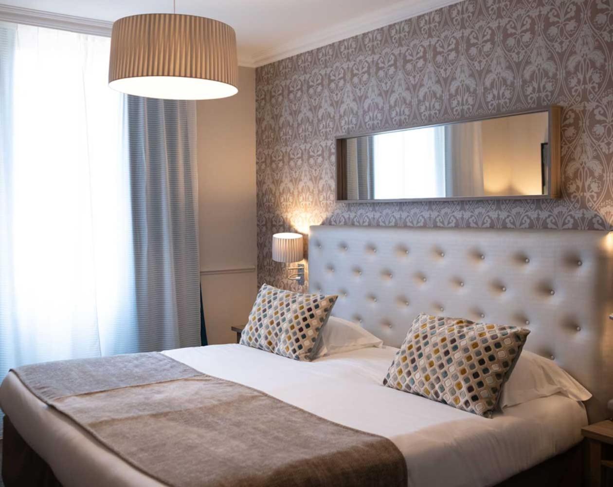 Chambre Double ou Lits Jumeaux - Côté Ville