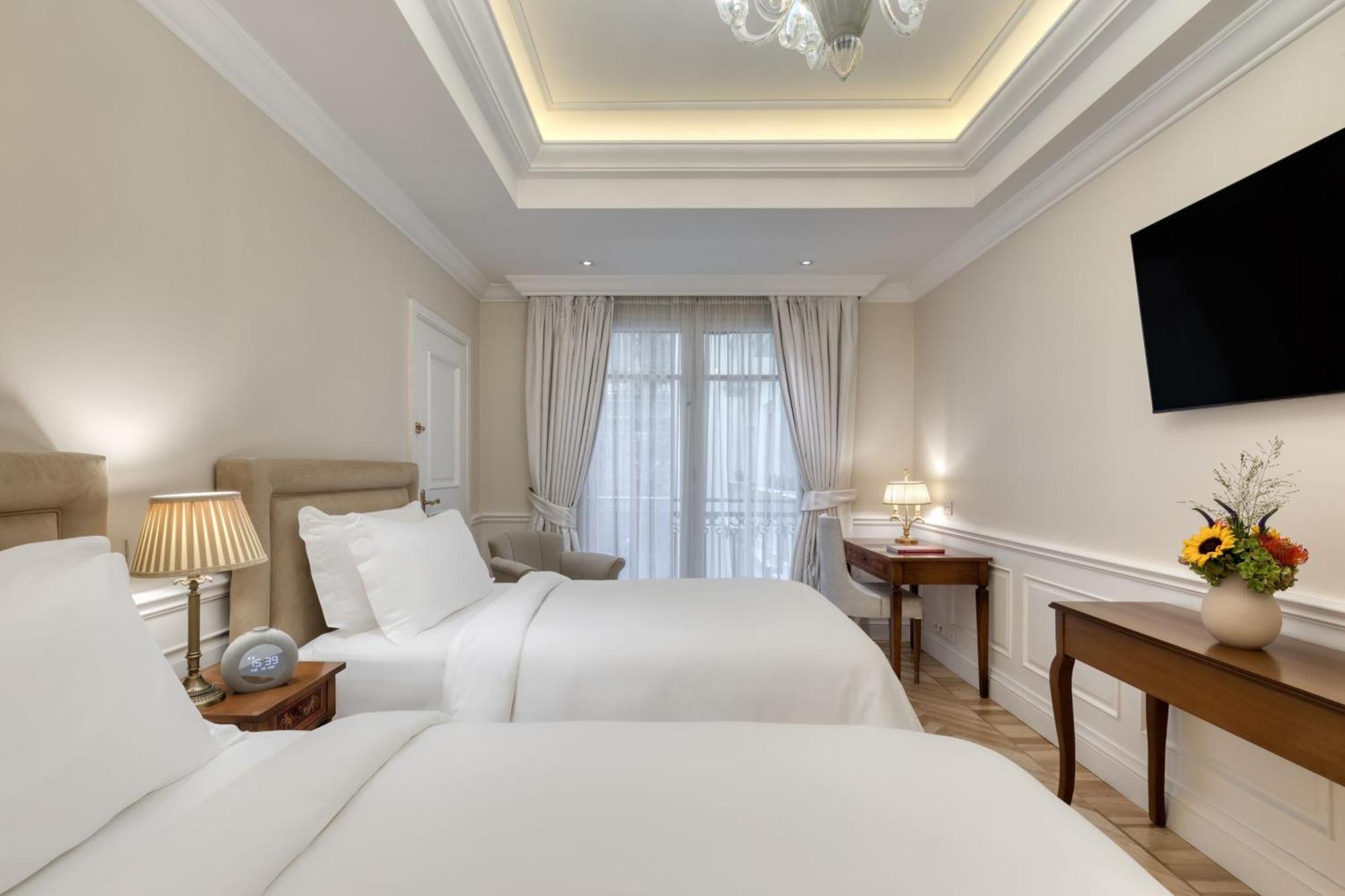 Classic Guest room 2 Twin or Single Beds Courtyard view