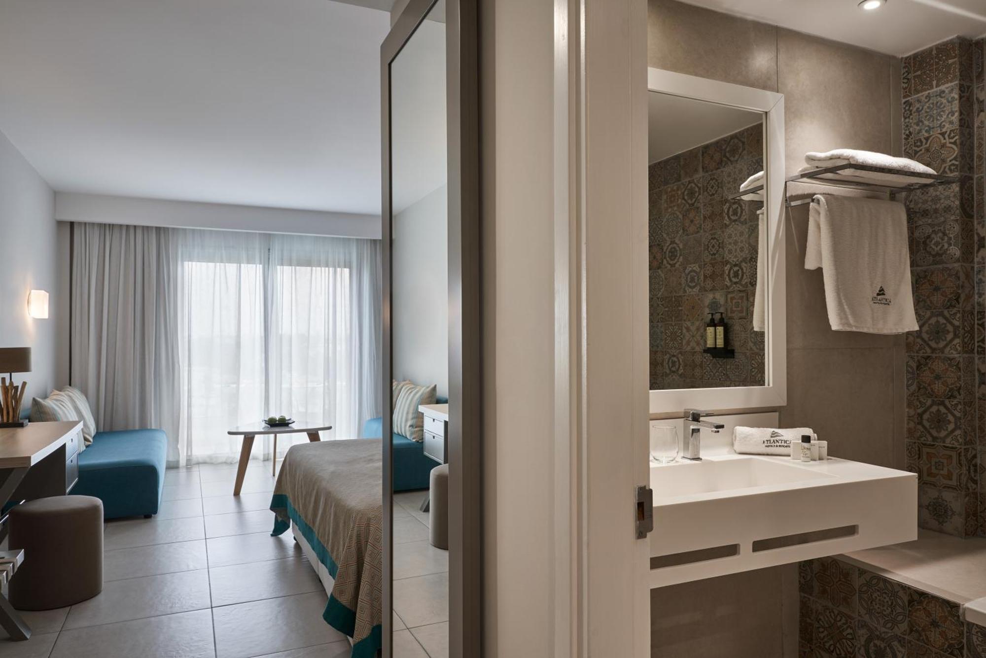 Twin or Double Room Inland View