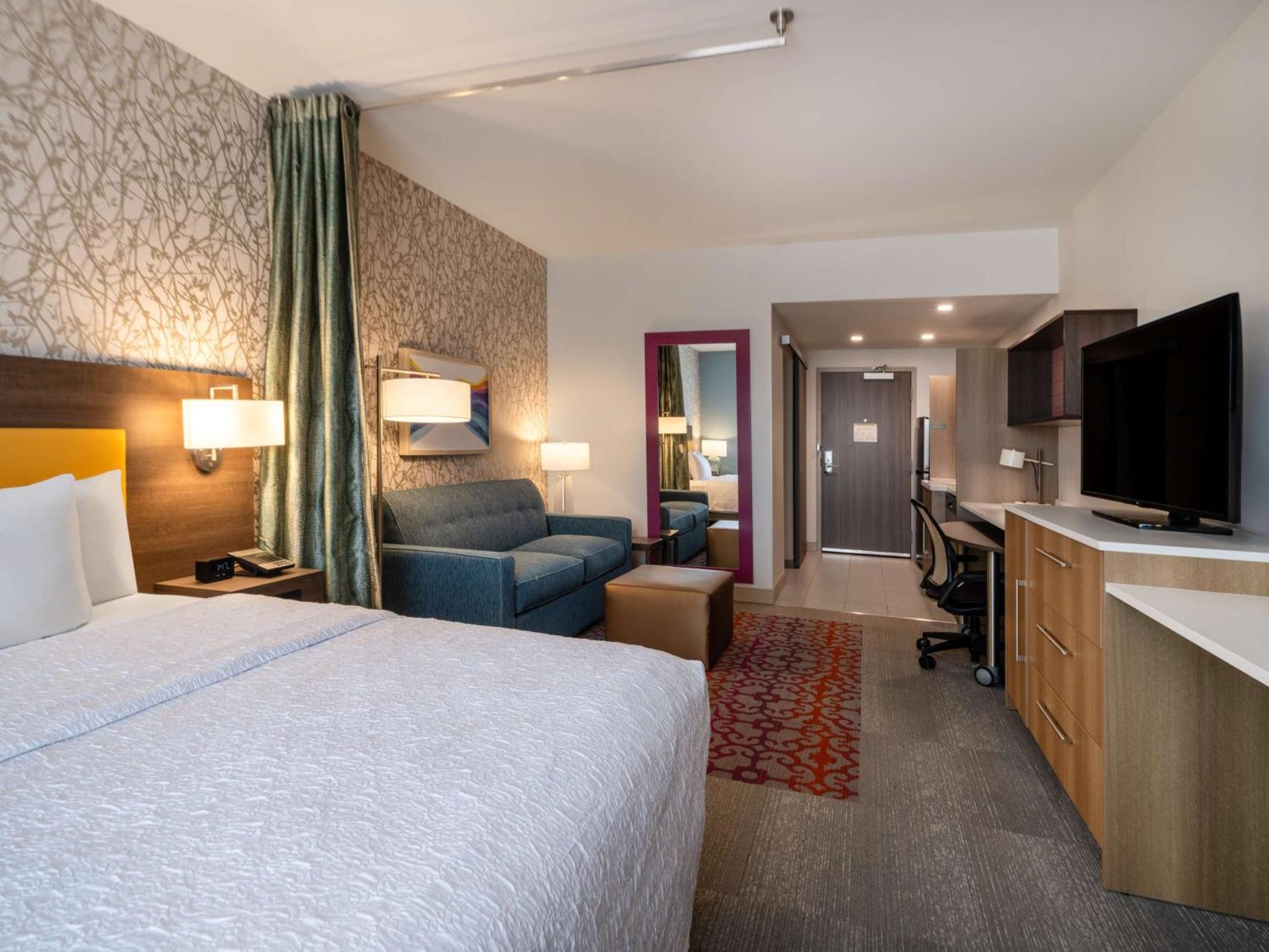 King Studio Suite