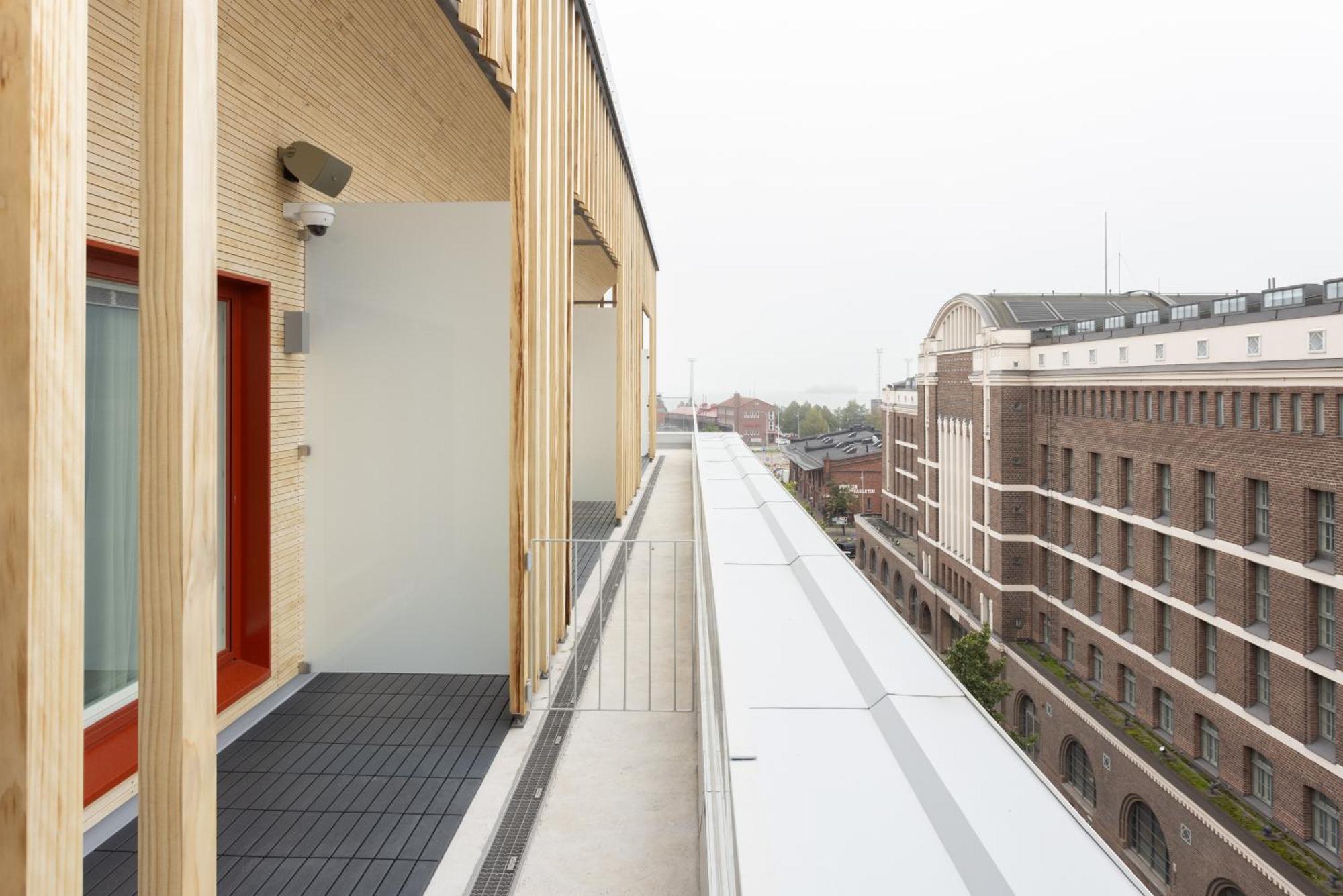 Compact-studio a rooftop terrace