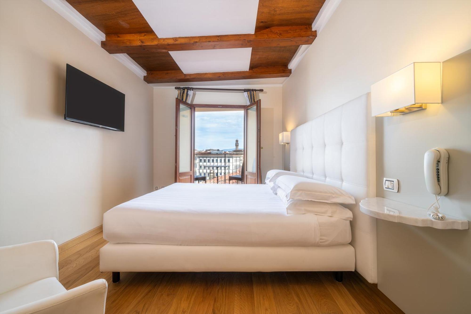 Double or Twin Room Garden View