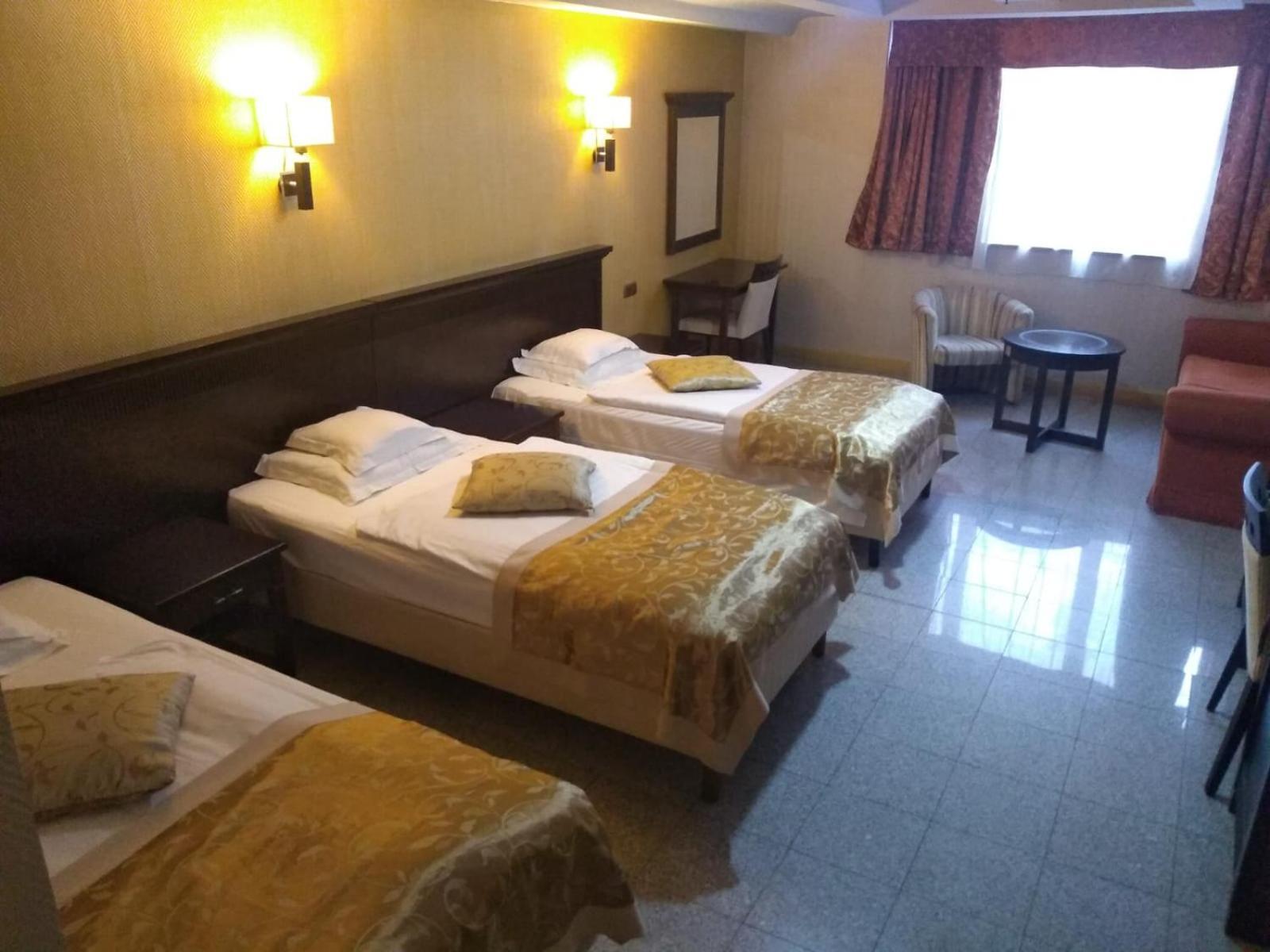 Superior Dreibettzimmer