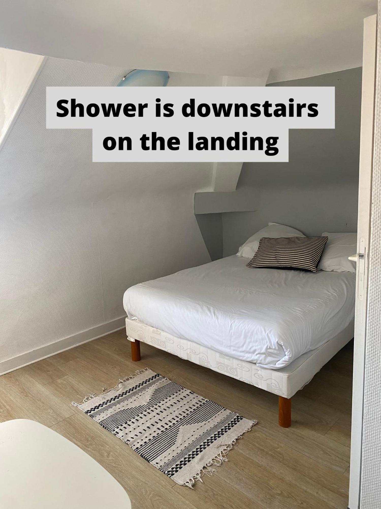 Chambre Double avec Douche Privée Extérieure