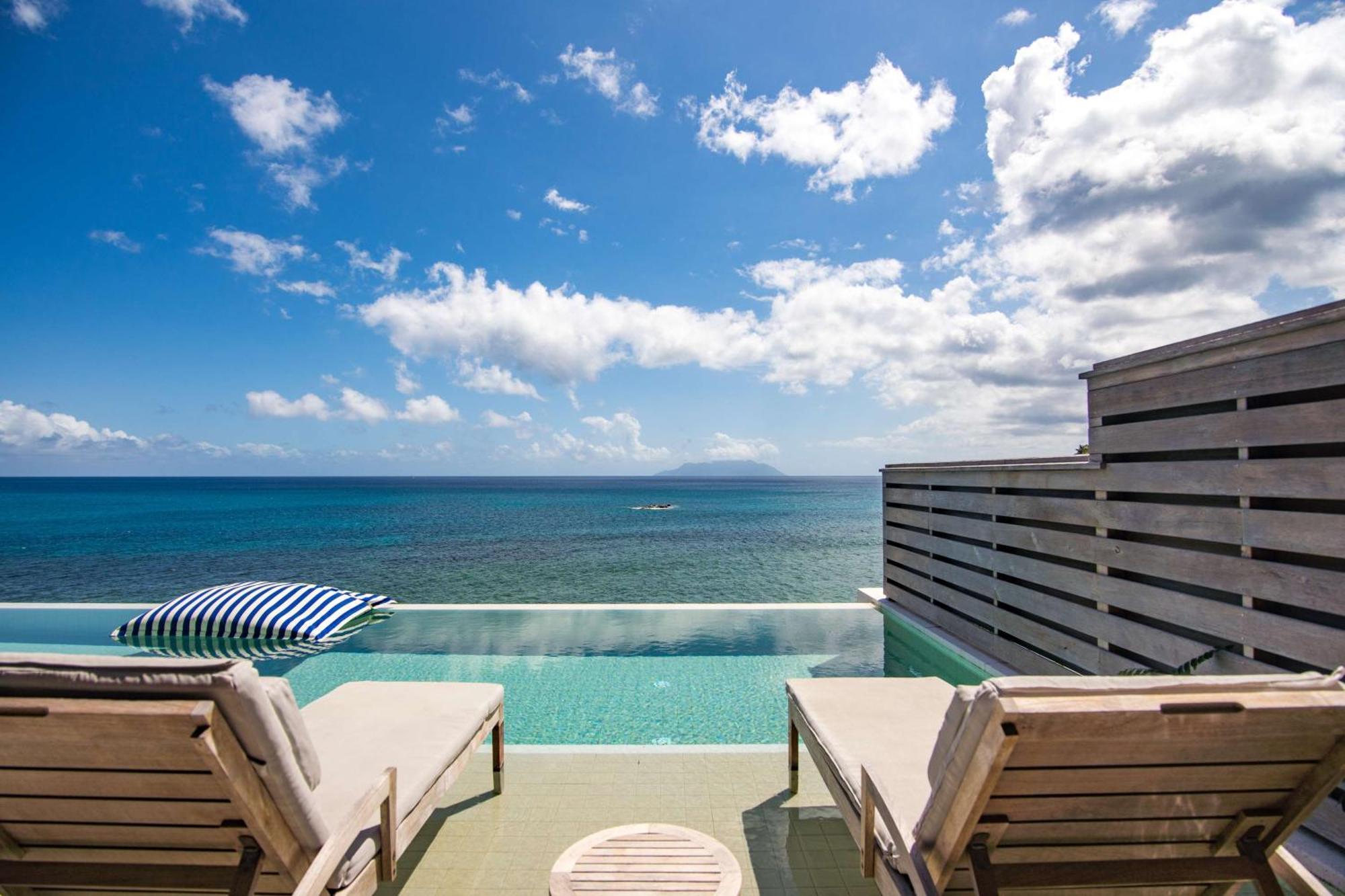 Signature Grand Ocean Pool Villa
