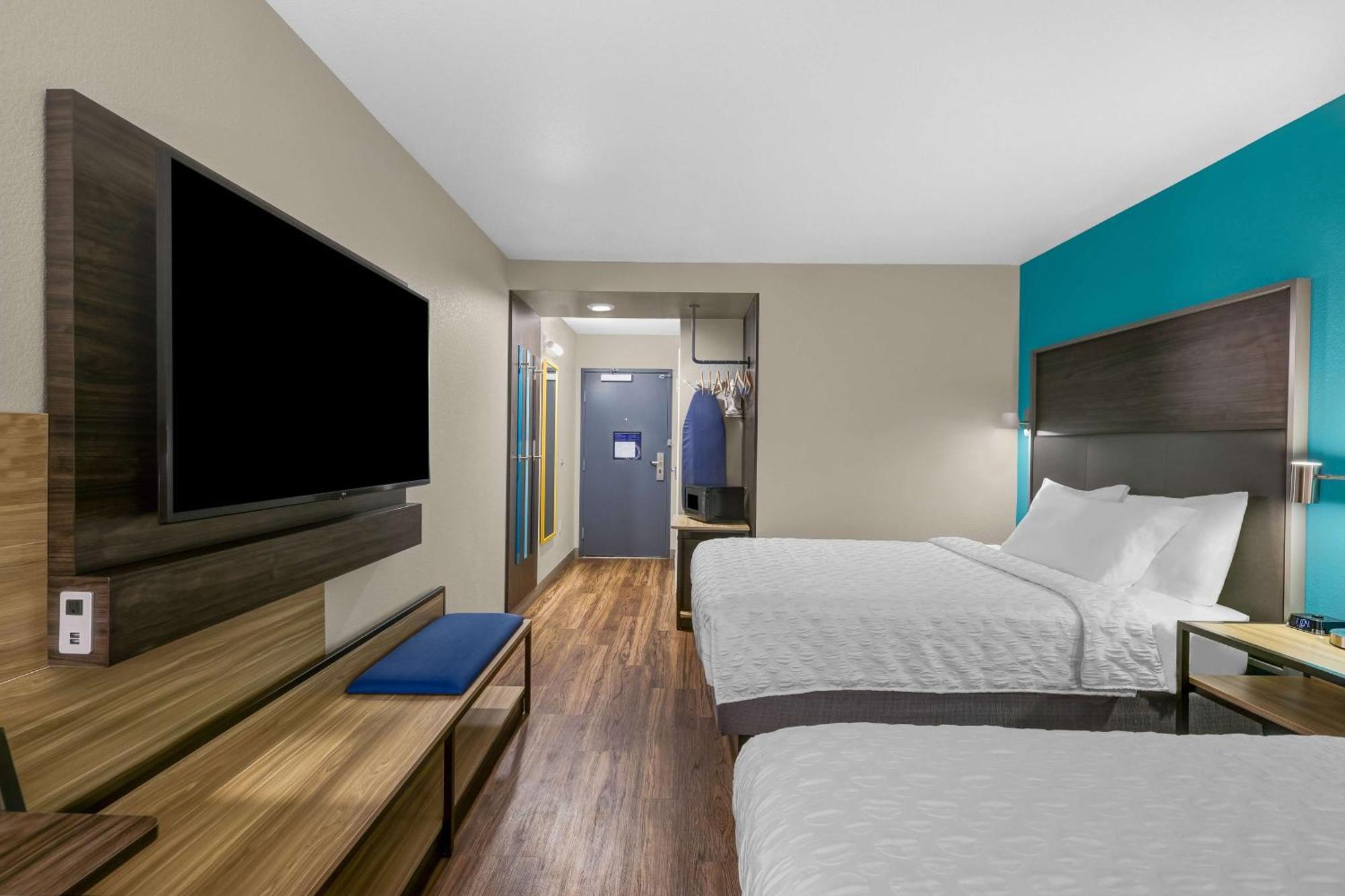 Queen Room with Two Queen Beds