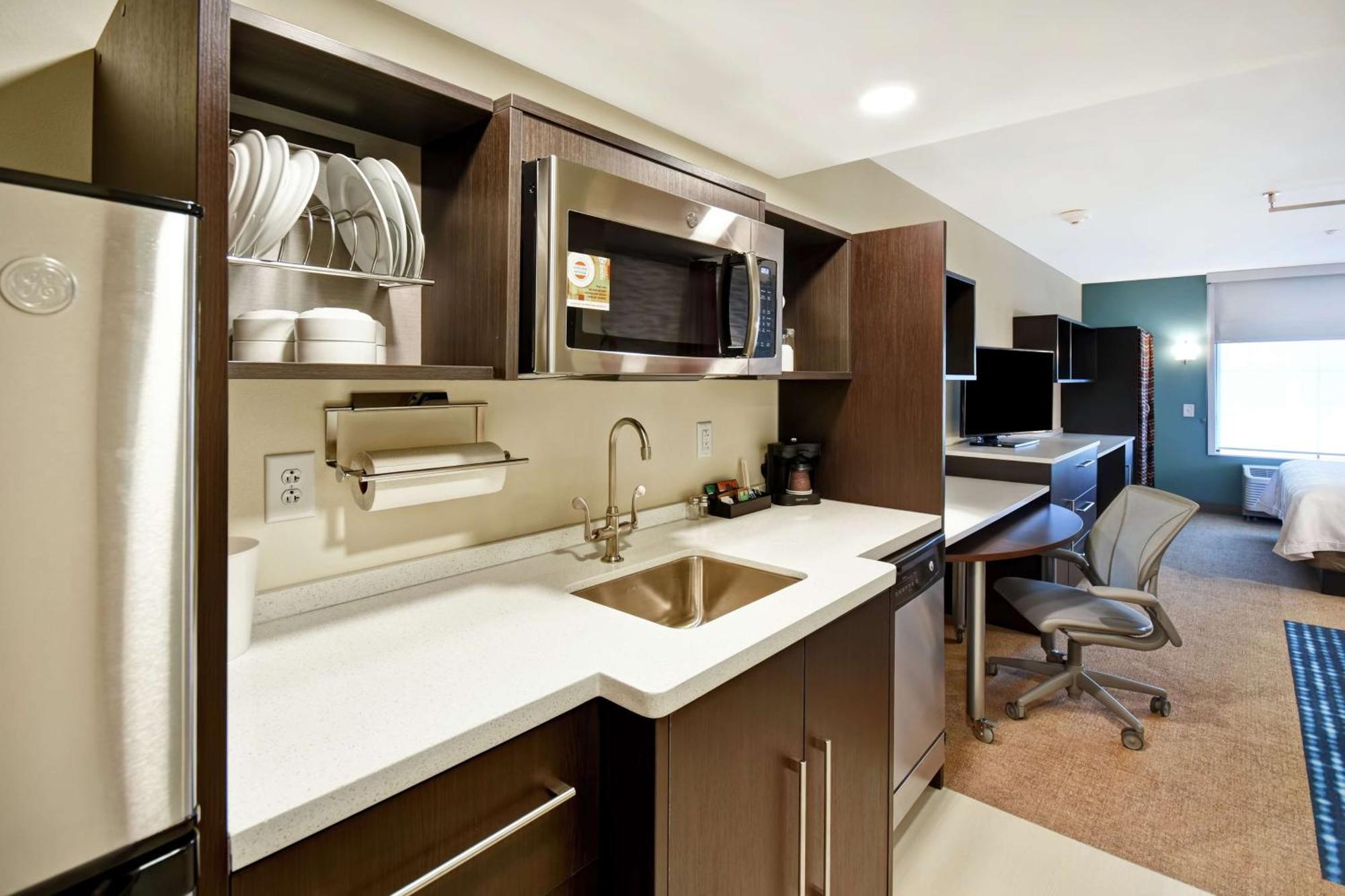 King Studio Suite Non-Smoking