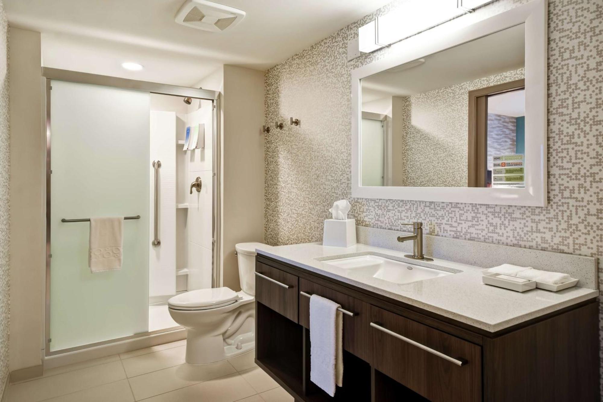 One-Bedroom King Suite Non-Smoking