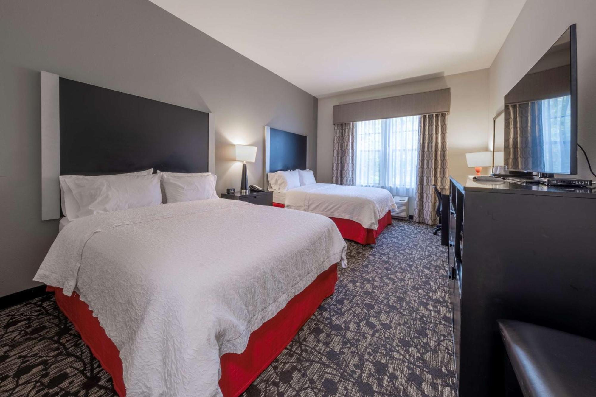 Queen Room with Two Queen Beds - Mobility Access/Non-Smoking