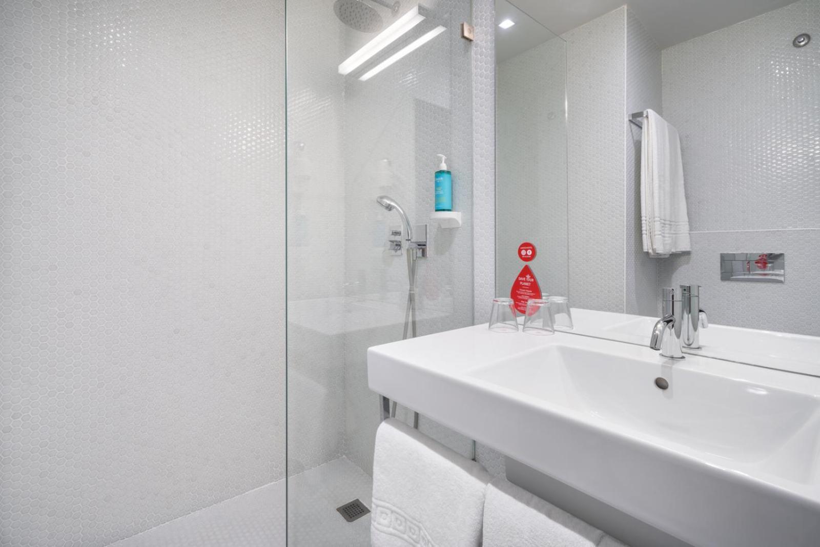 Quarto Duplo Standard