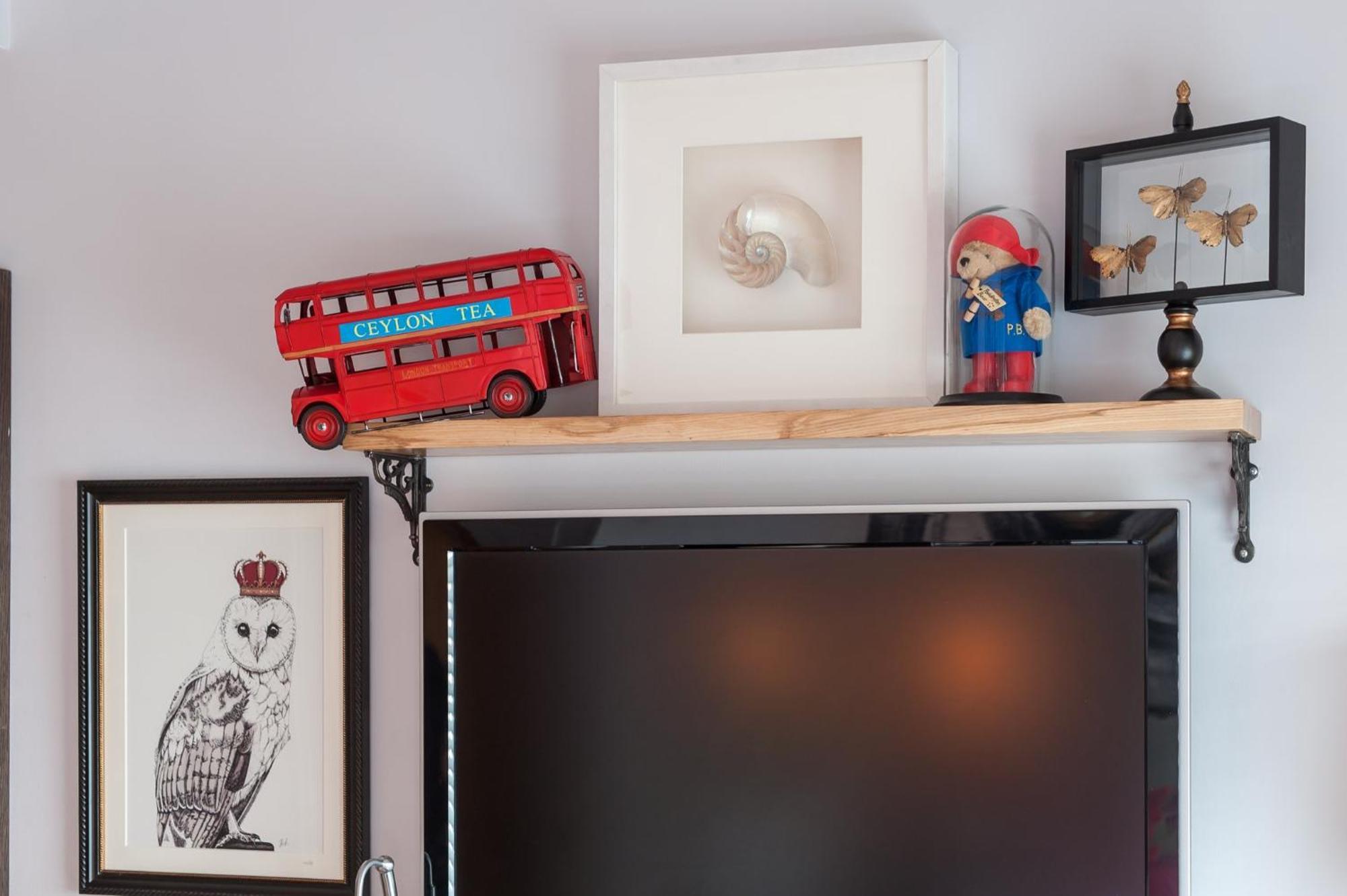 Standard Queen Room
