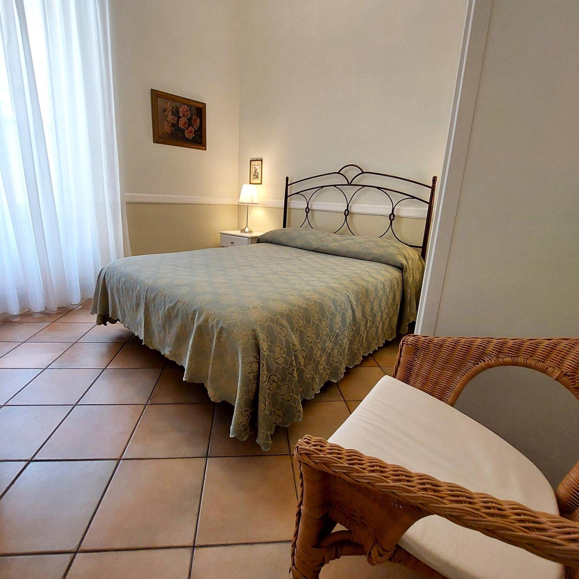 Single Room Private Bathroom