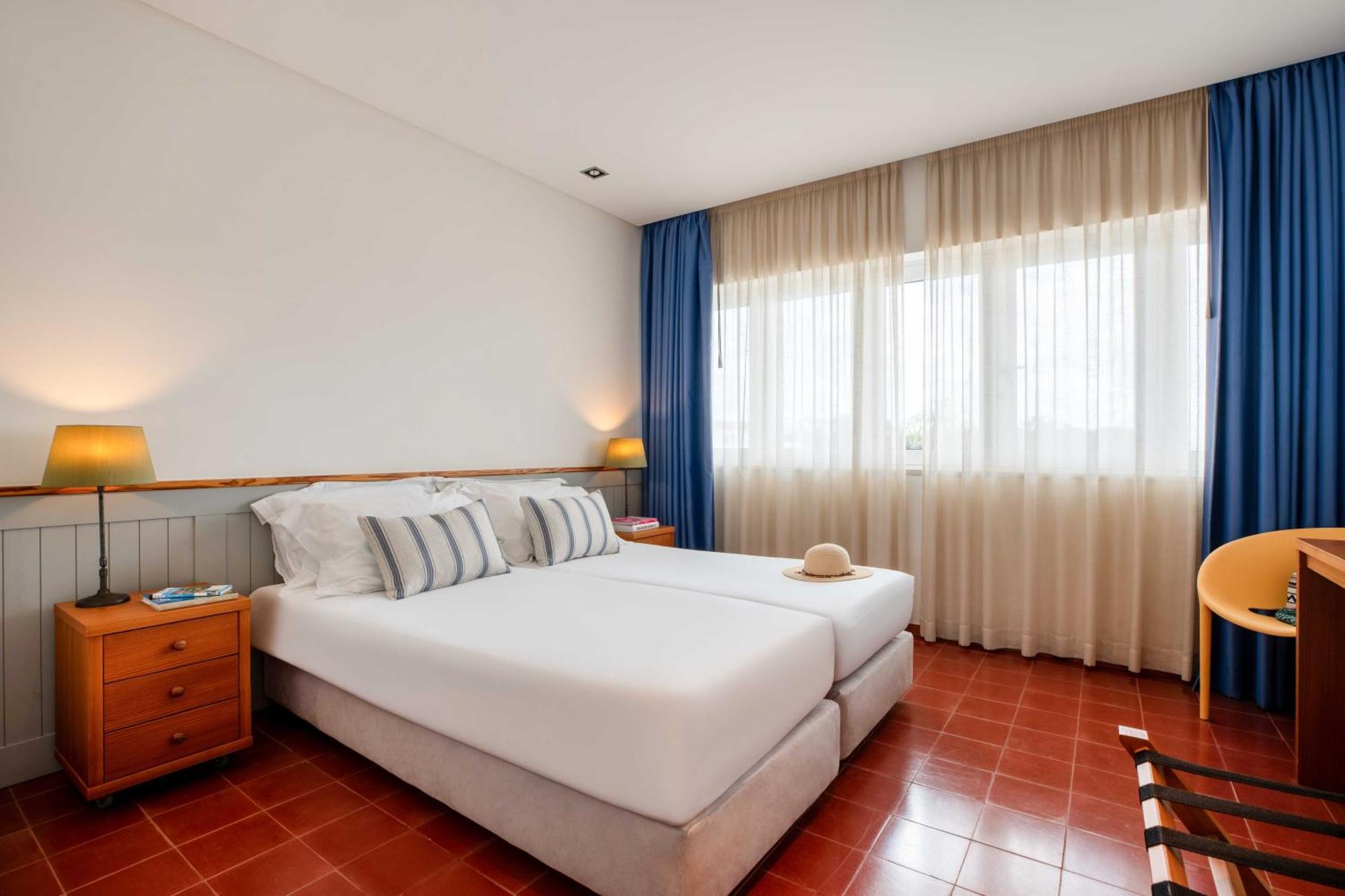Appartement 3 Chambres avec Balcon - Vue sur Piscine