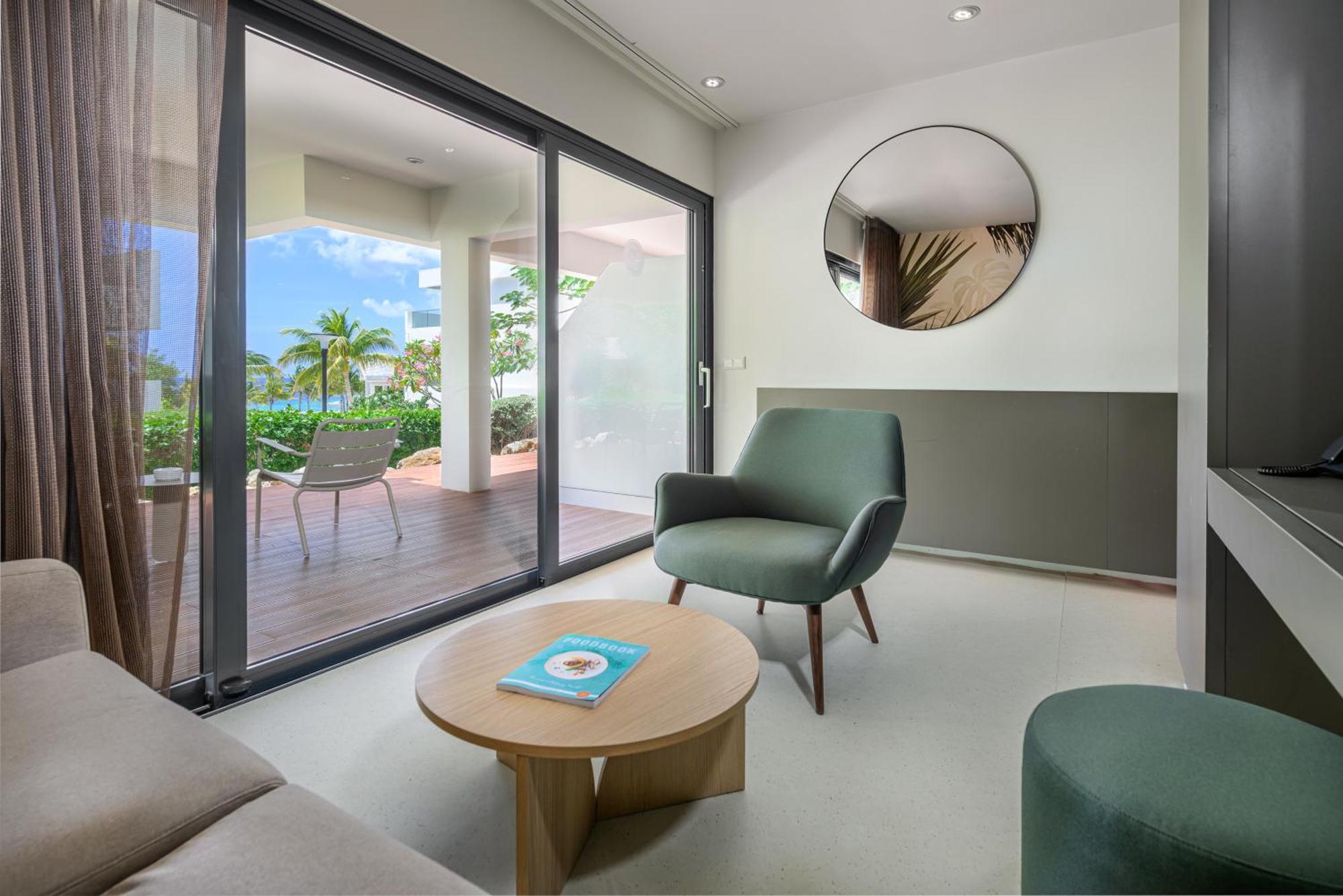 King Room Garden View