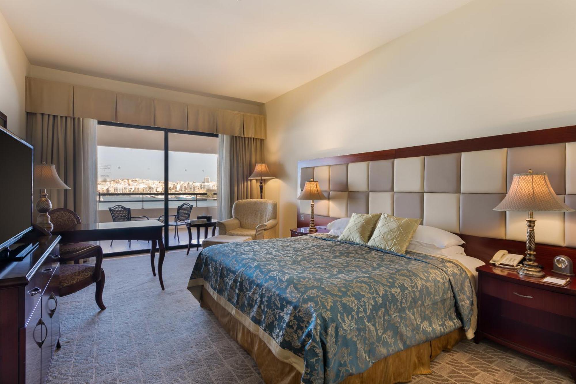 Deluxe Double Room with Full Sea View