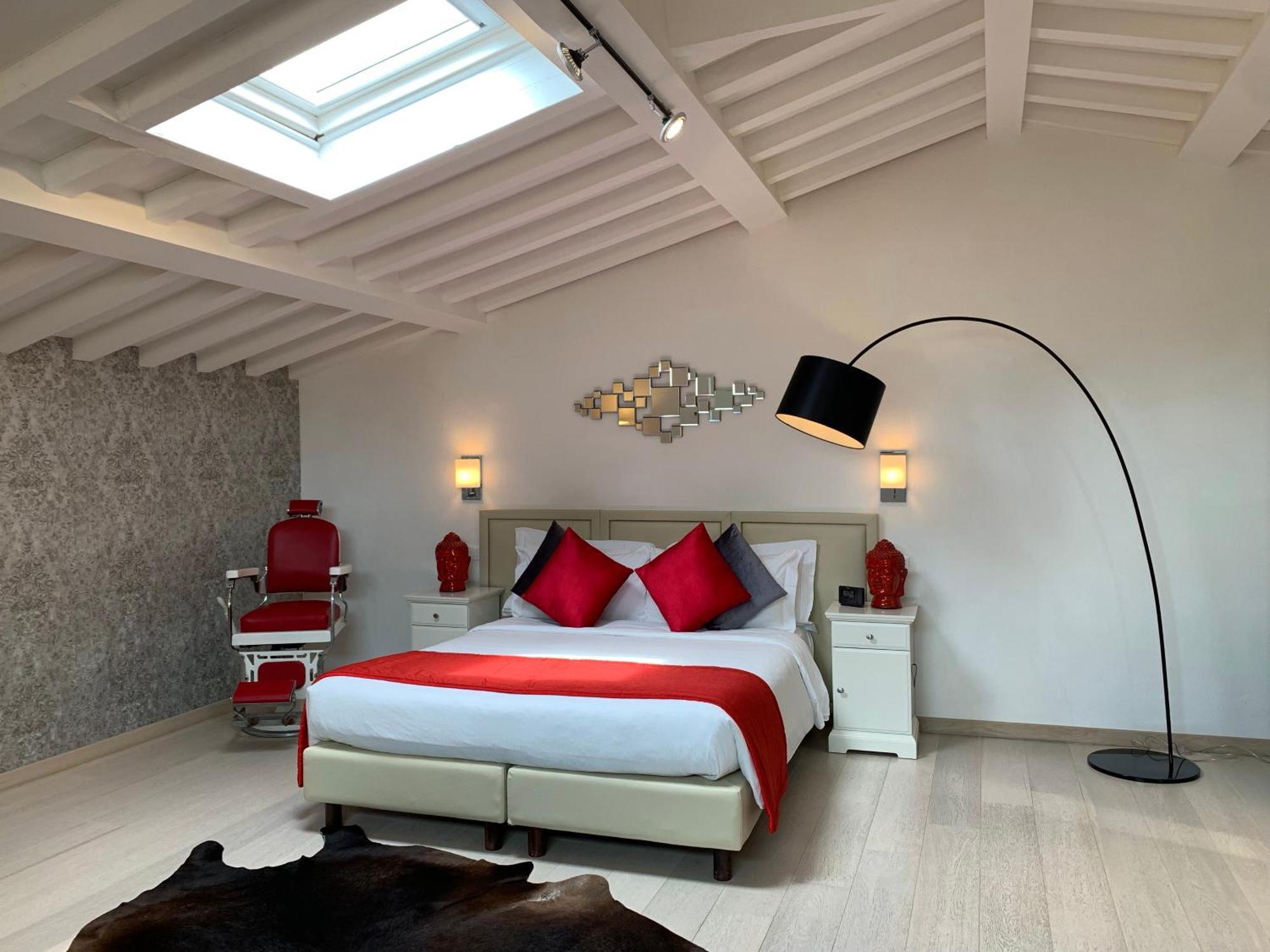 One-Bedroom Apartment Penthouse