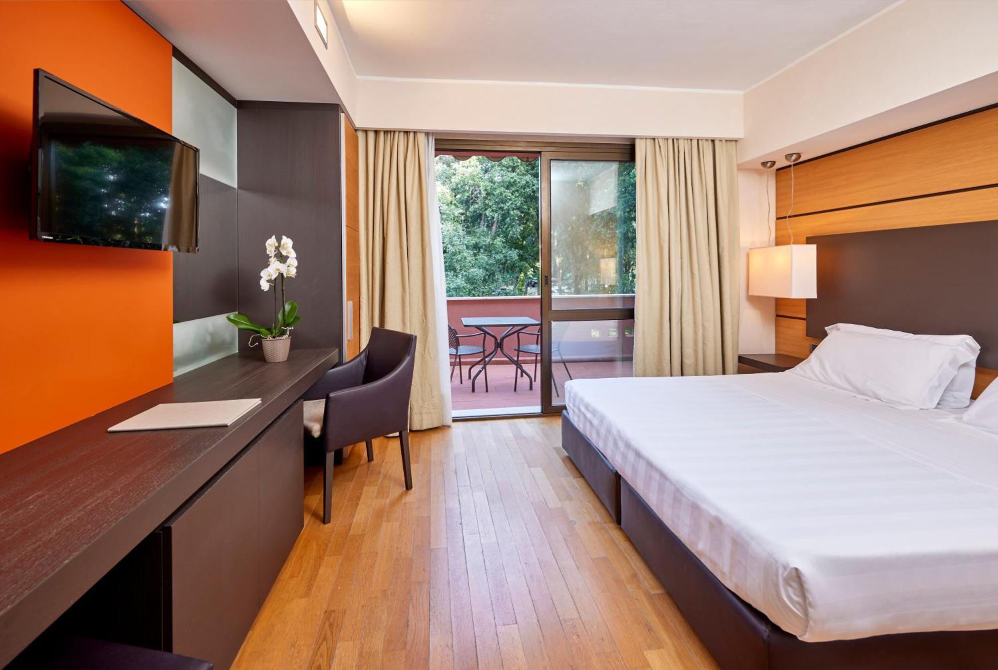 Double Room Garden View
