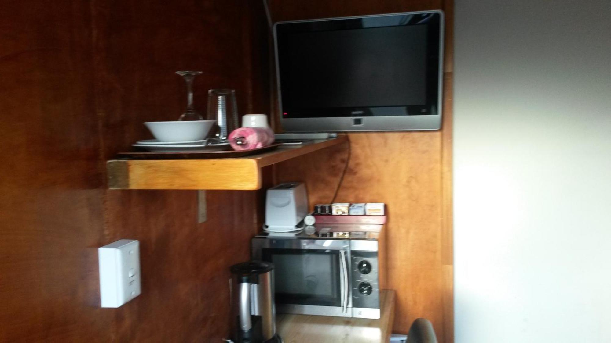 Compact Single Room