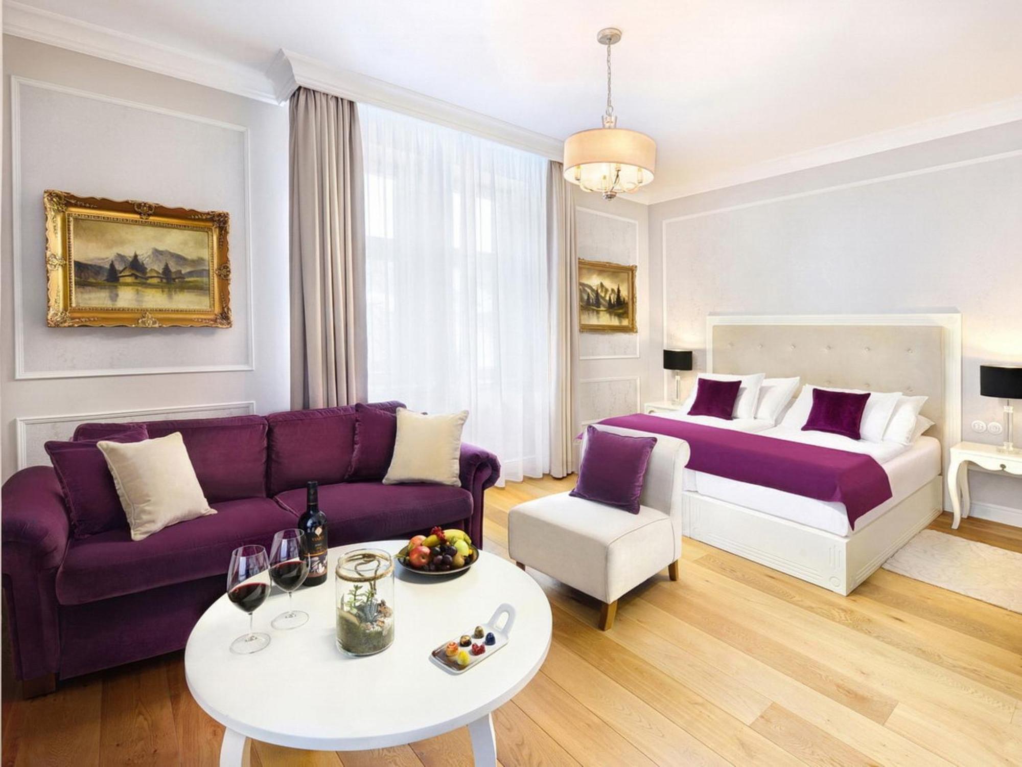 Historical Classic Suite
