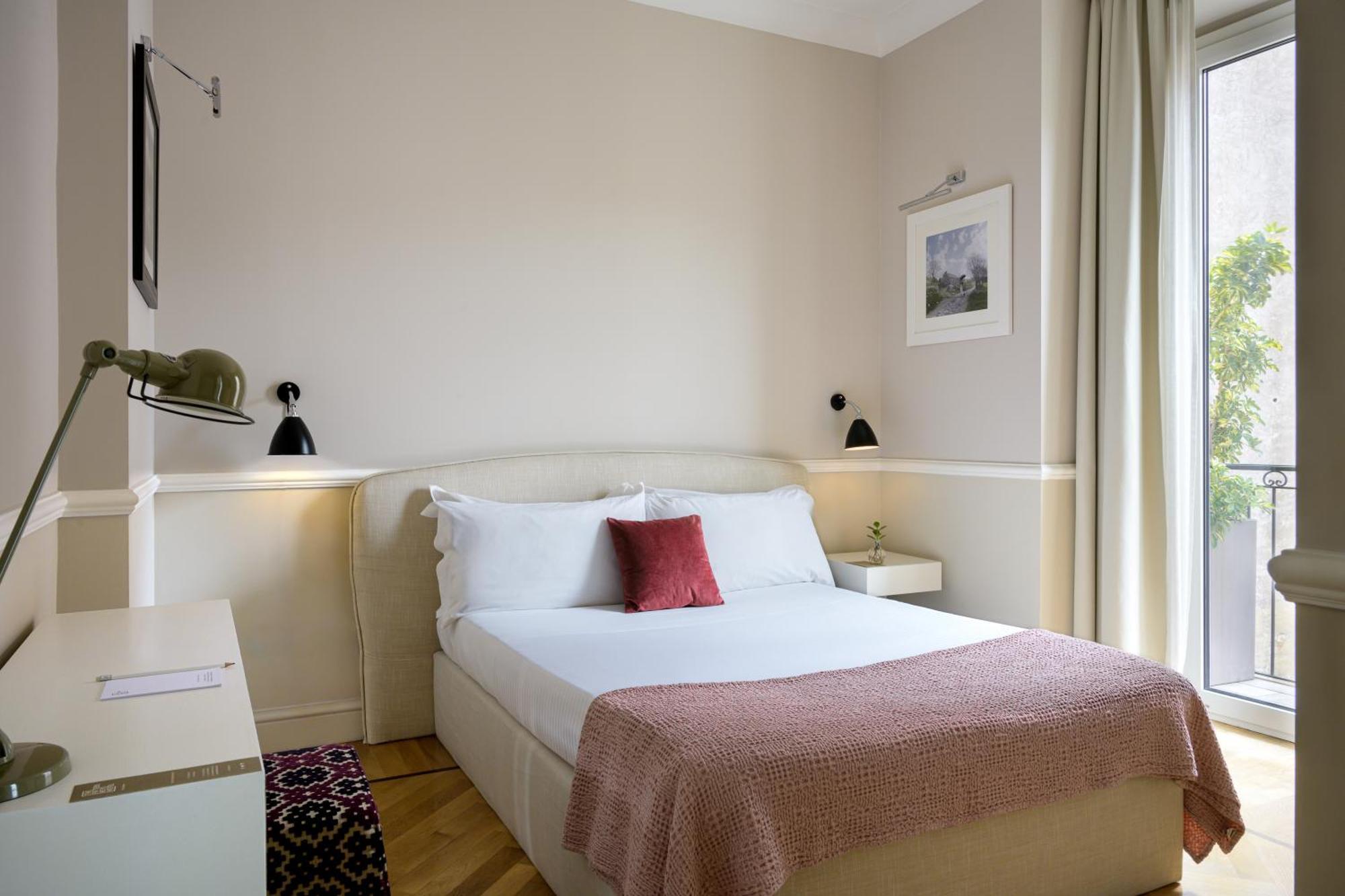 Classic Single Room