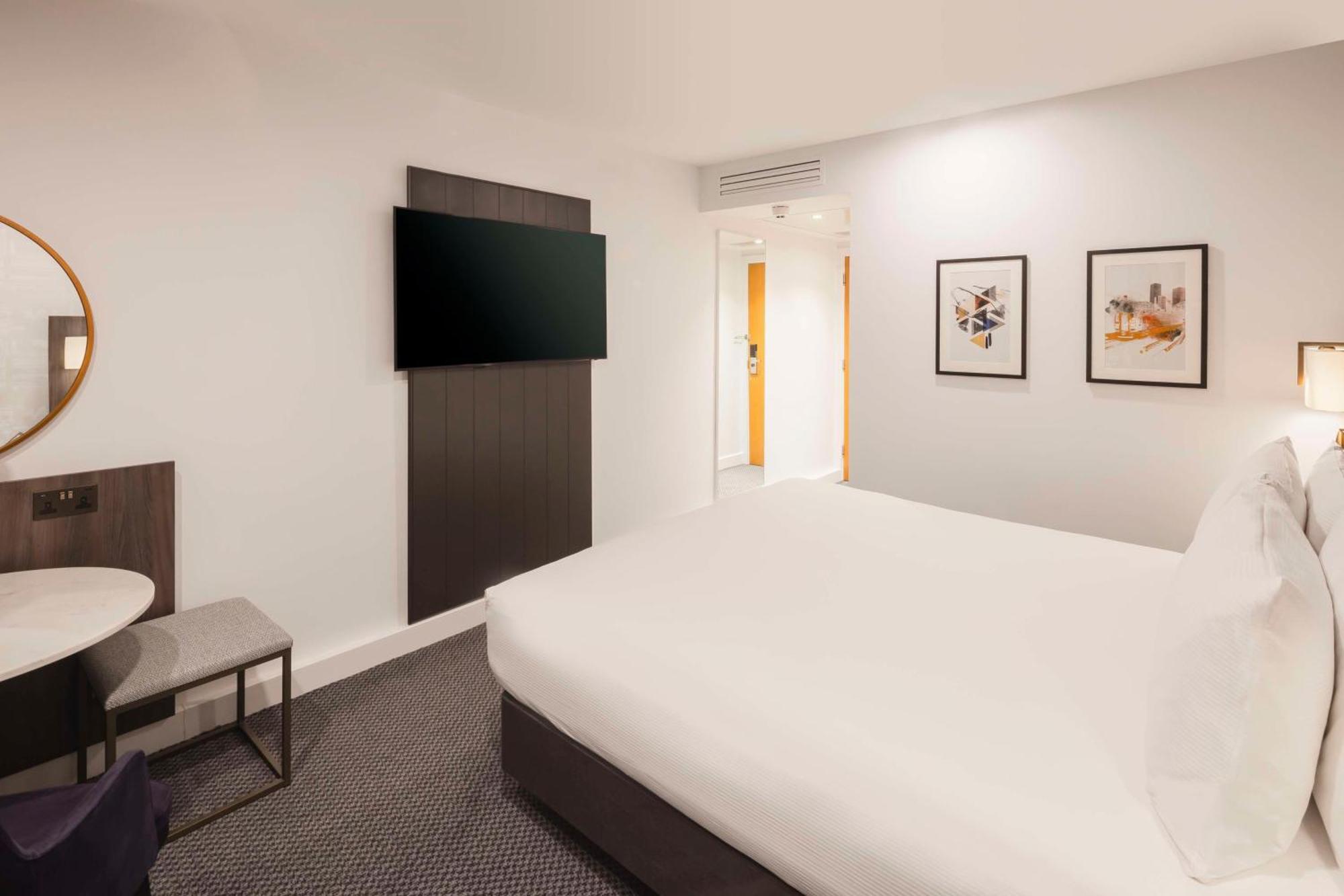 King Guest Room