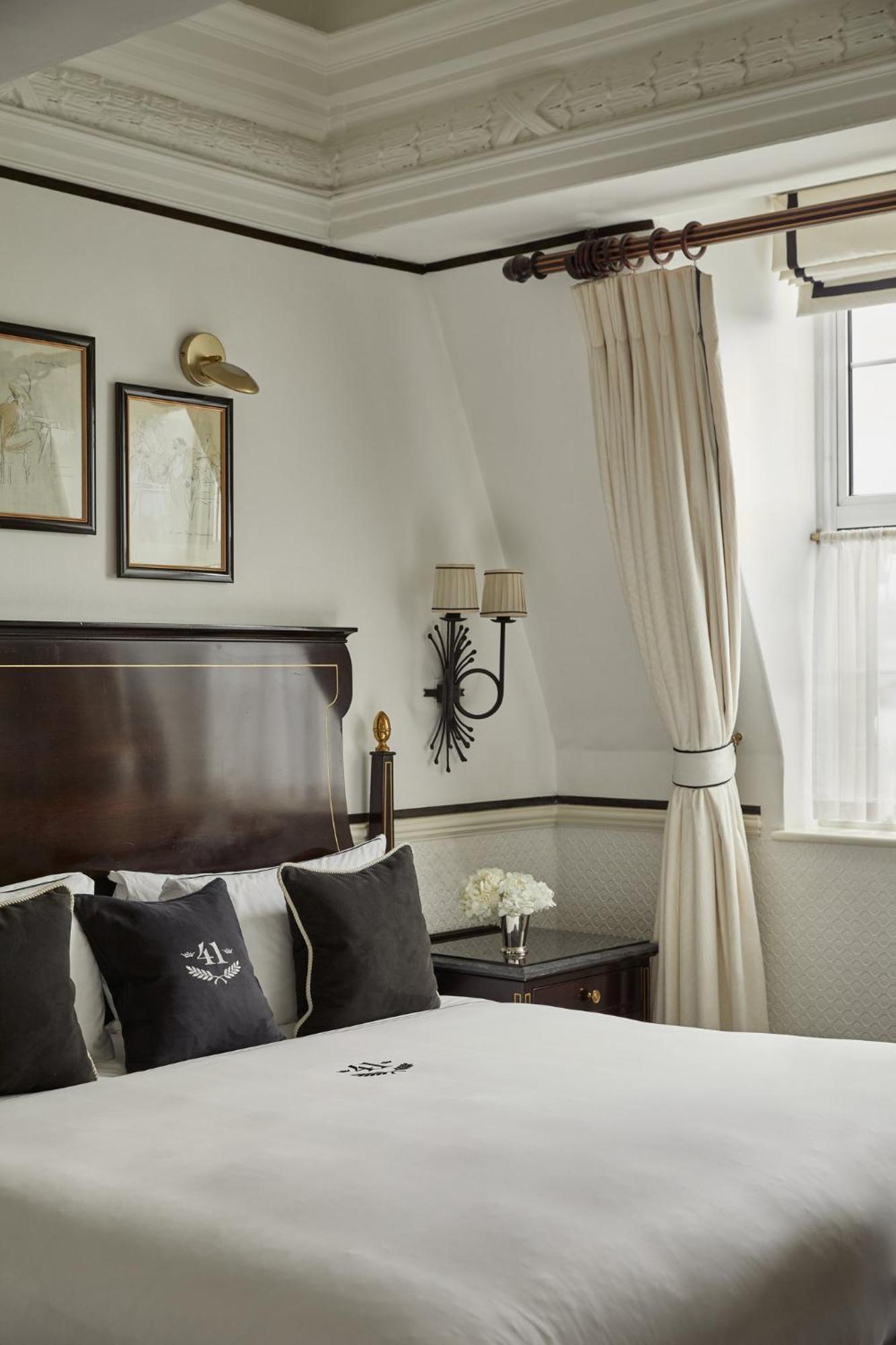 Executive King Room