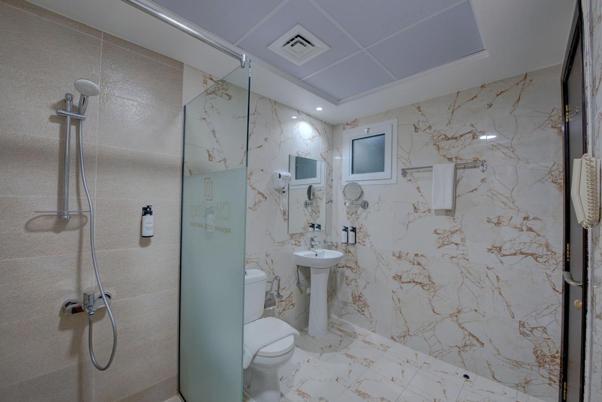 Apartamento com 1 Quarto
