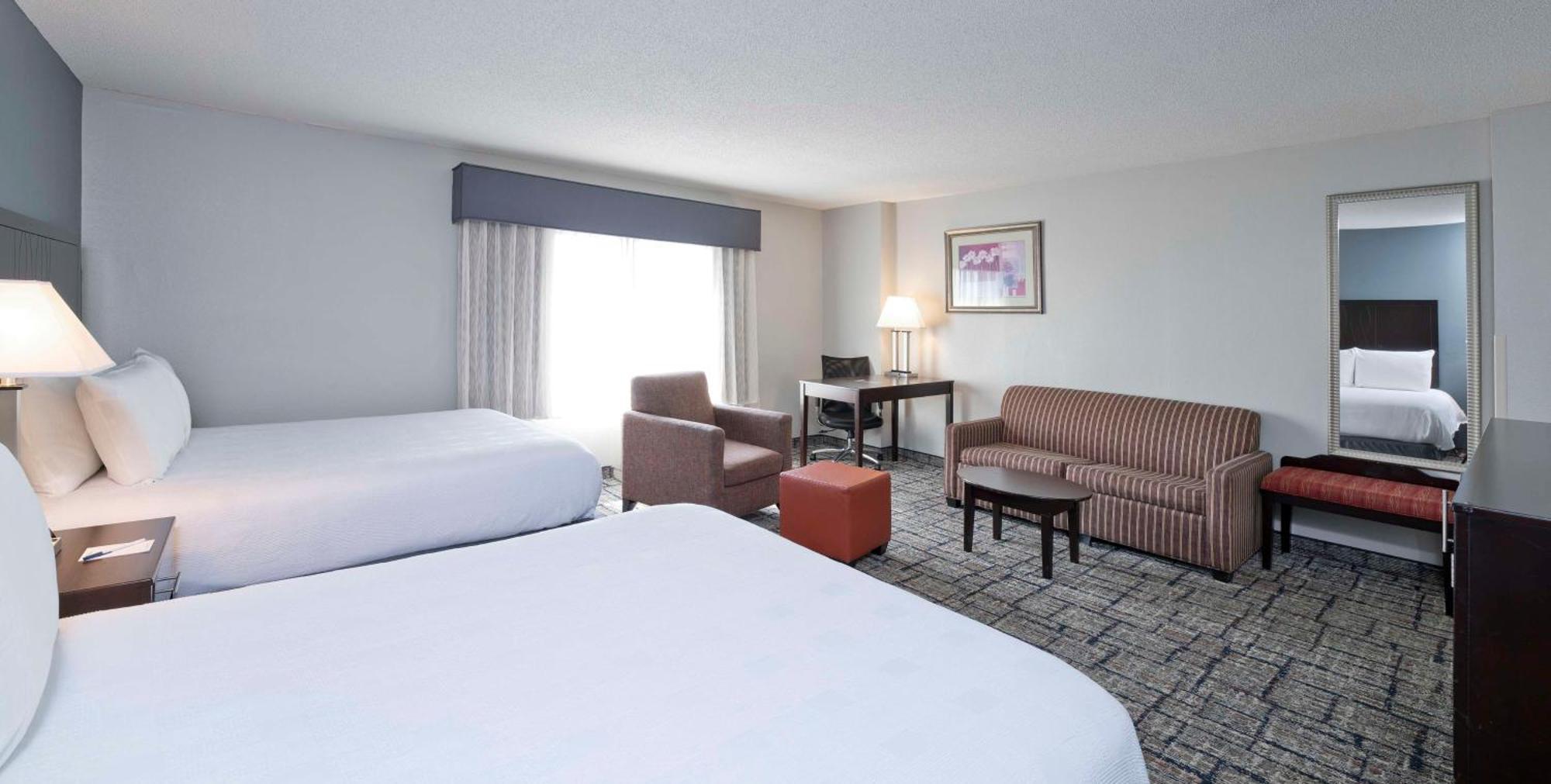 King Suite with Sofa Bed - Non-Smoking