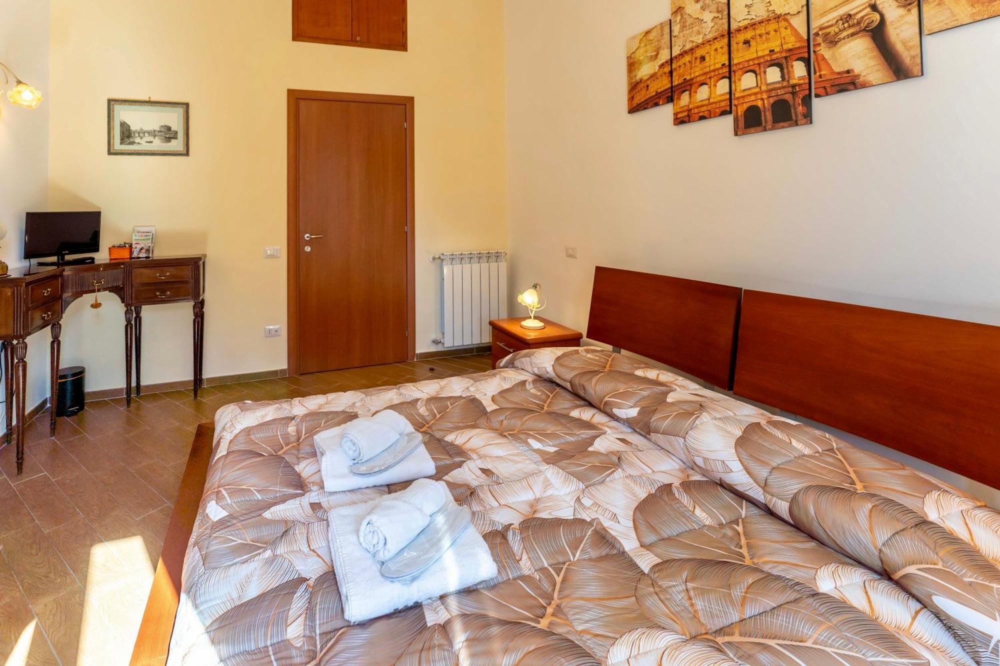Large Double Room