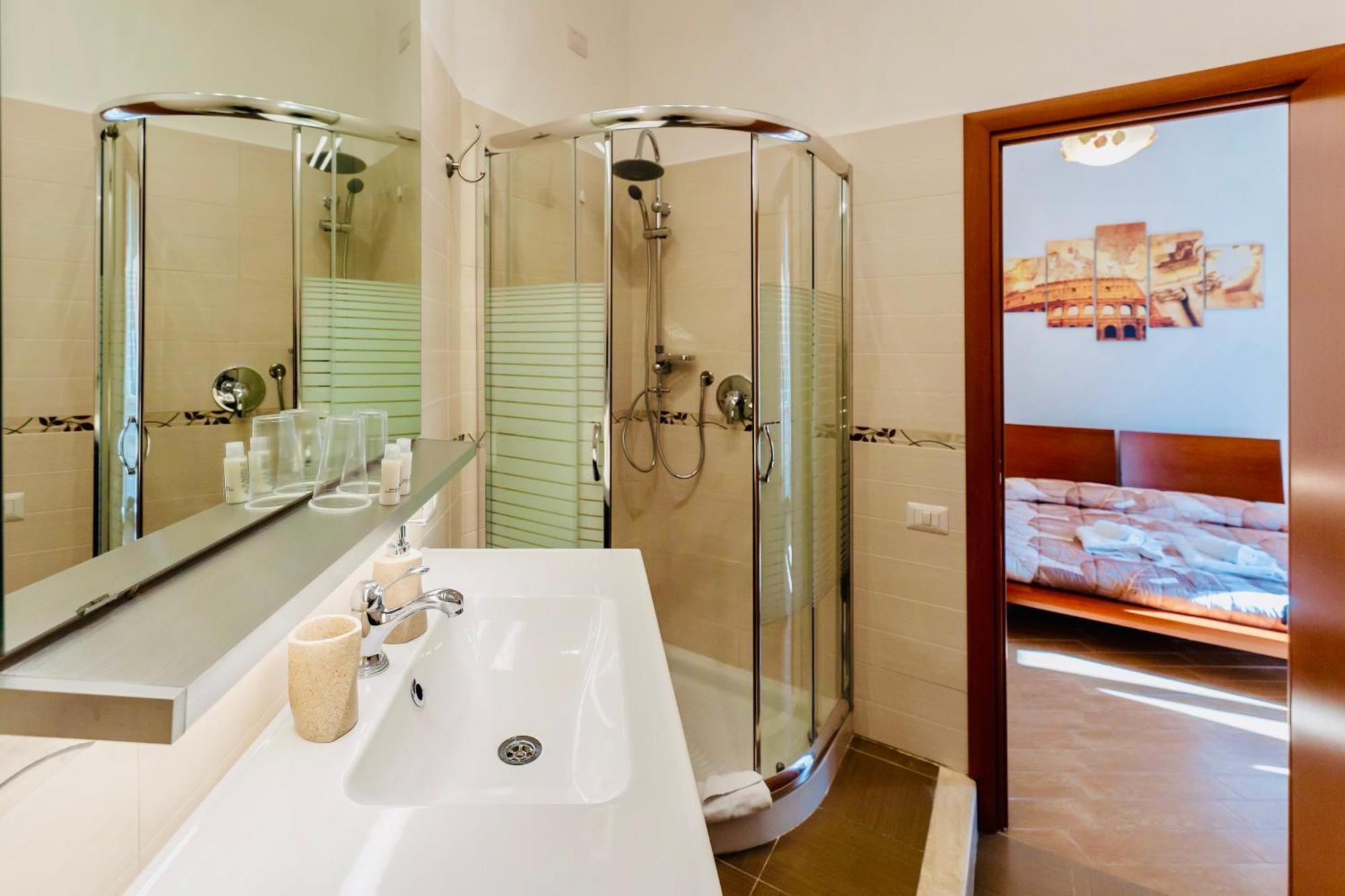 Large Double Room