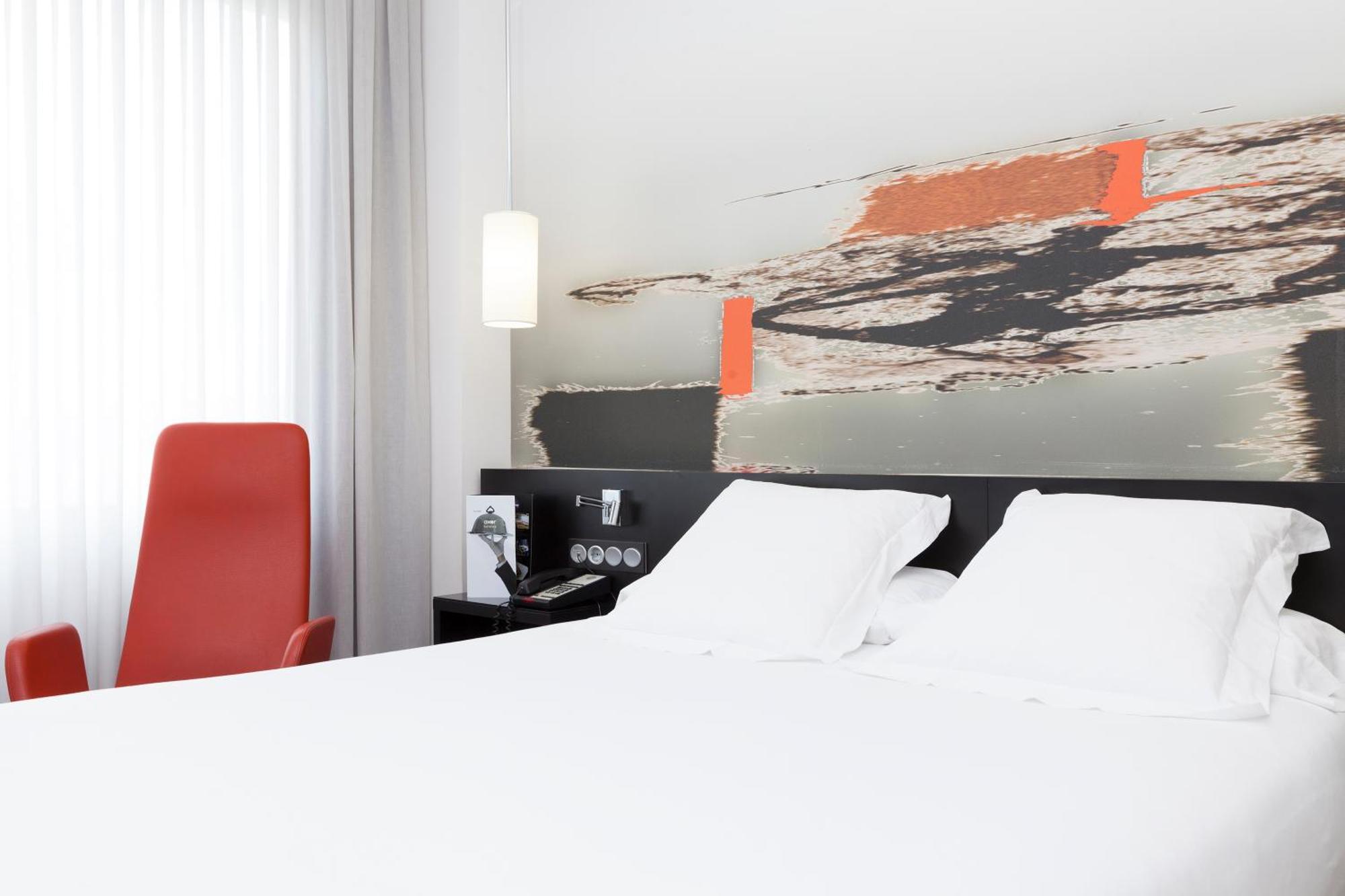 Double or Twin Room airport shuttle,1666644796:JPEG