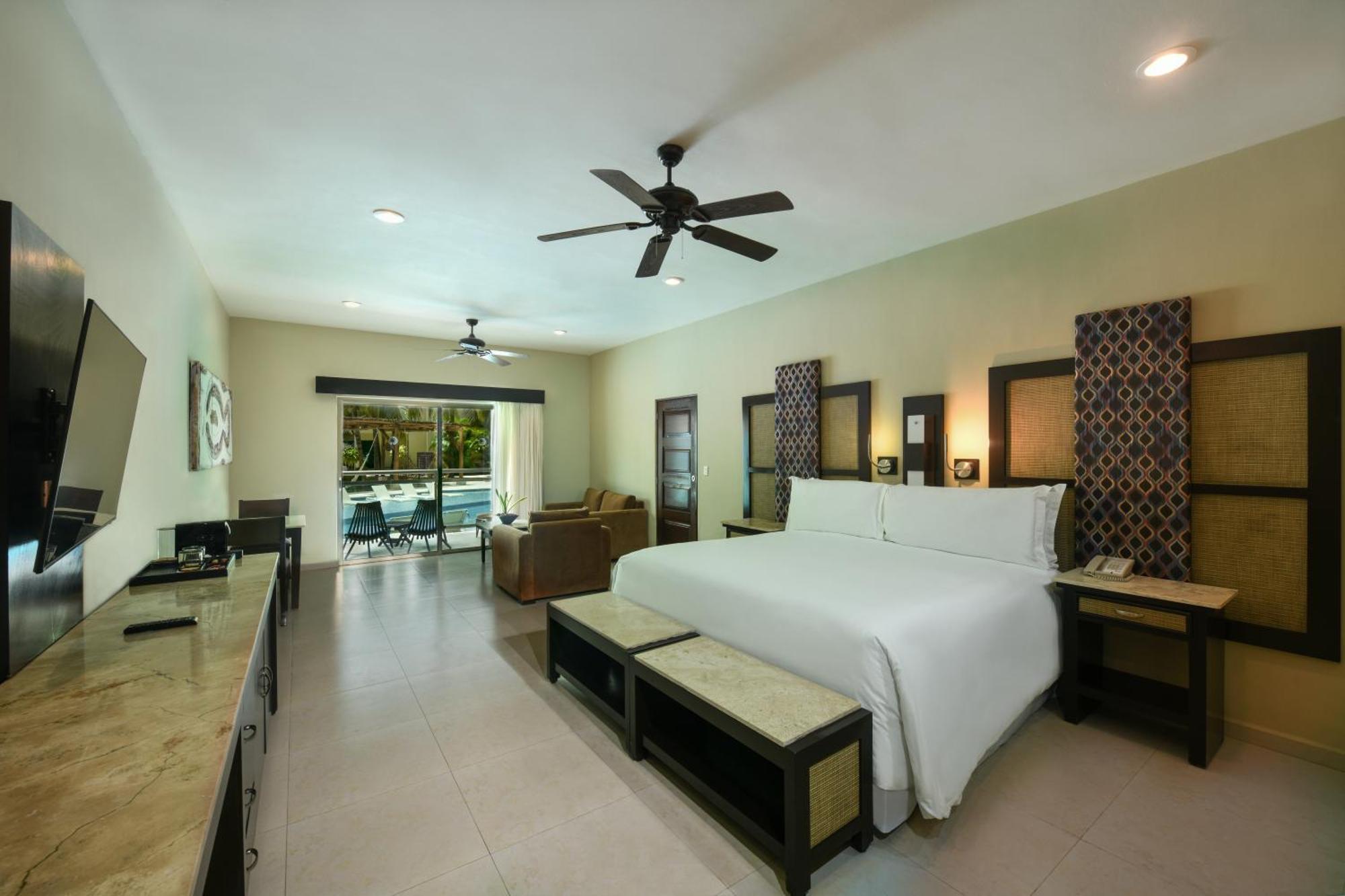 Suite con acceso directo a la piscina