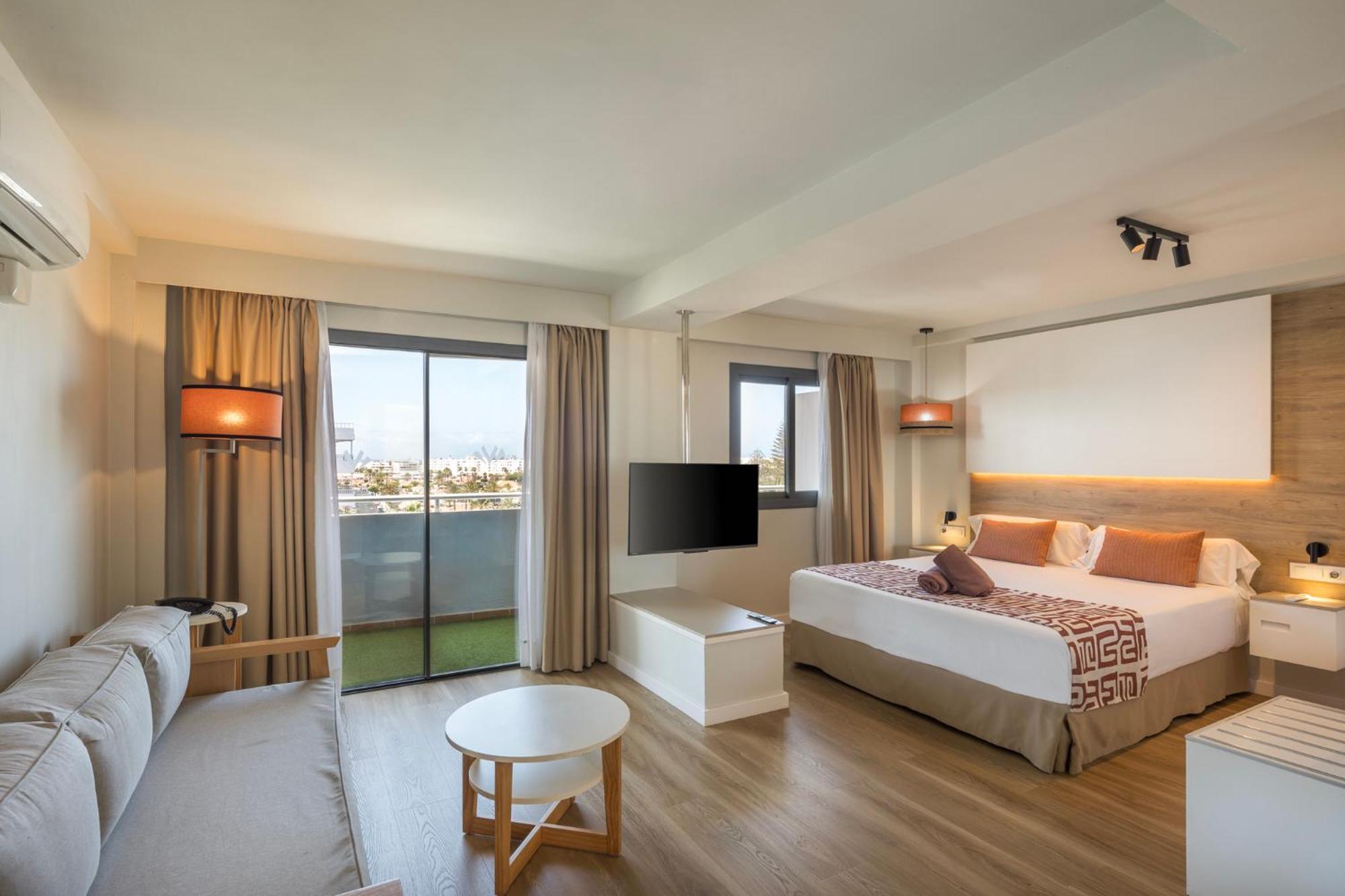 Junior Suite (2 Adulti + 1 Bambino)