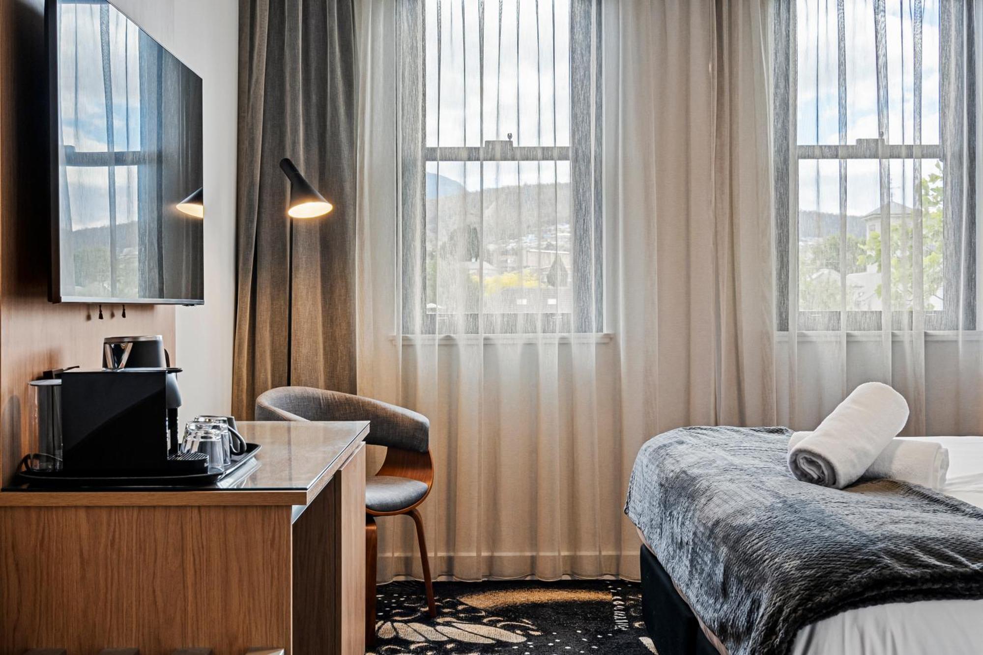 King Room Mountain View