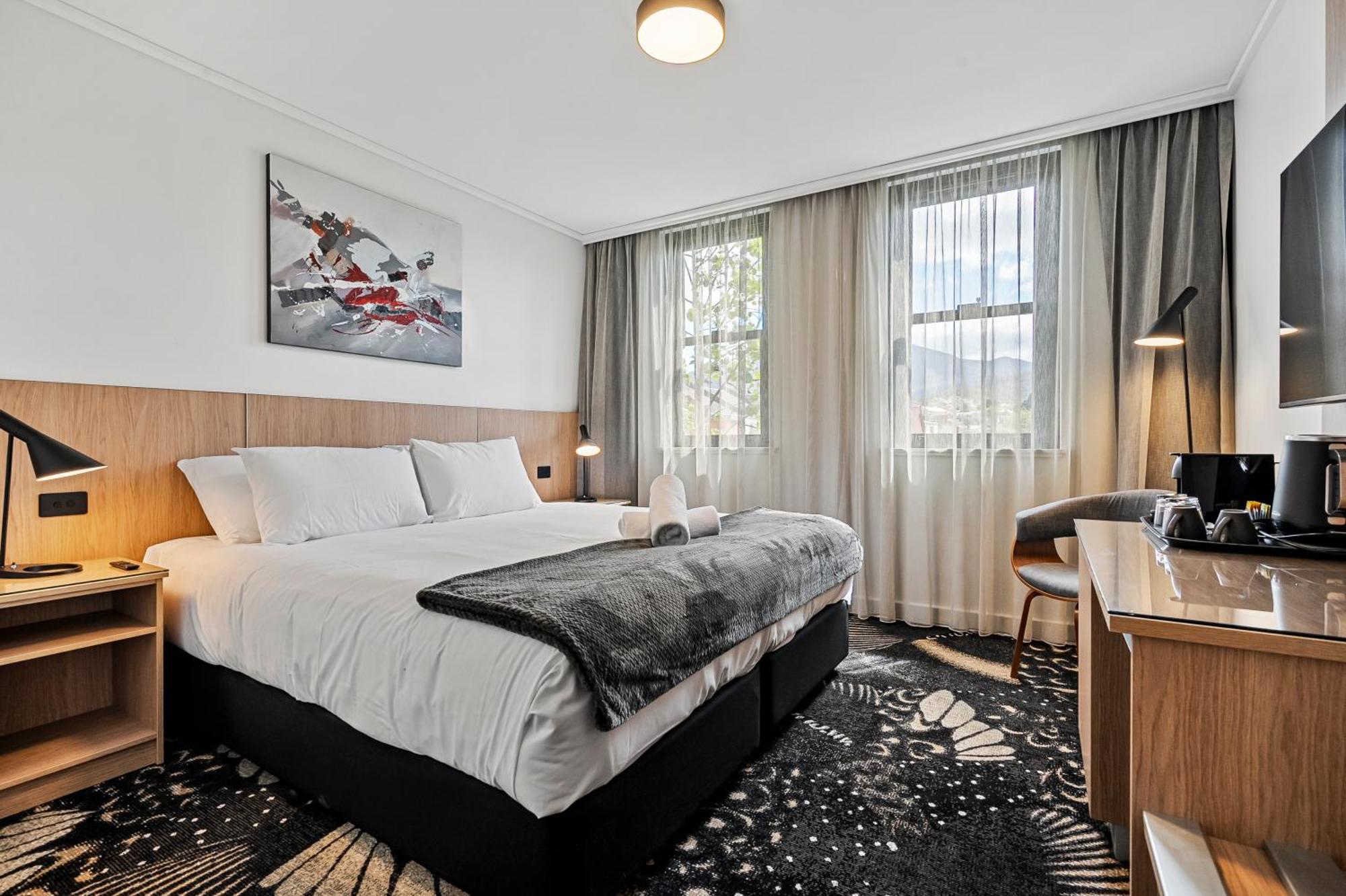 King Room Mountain View