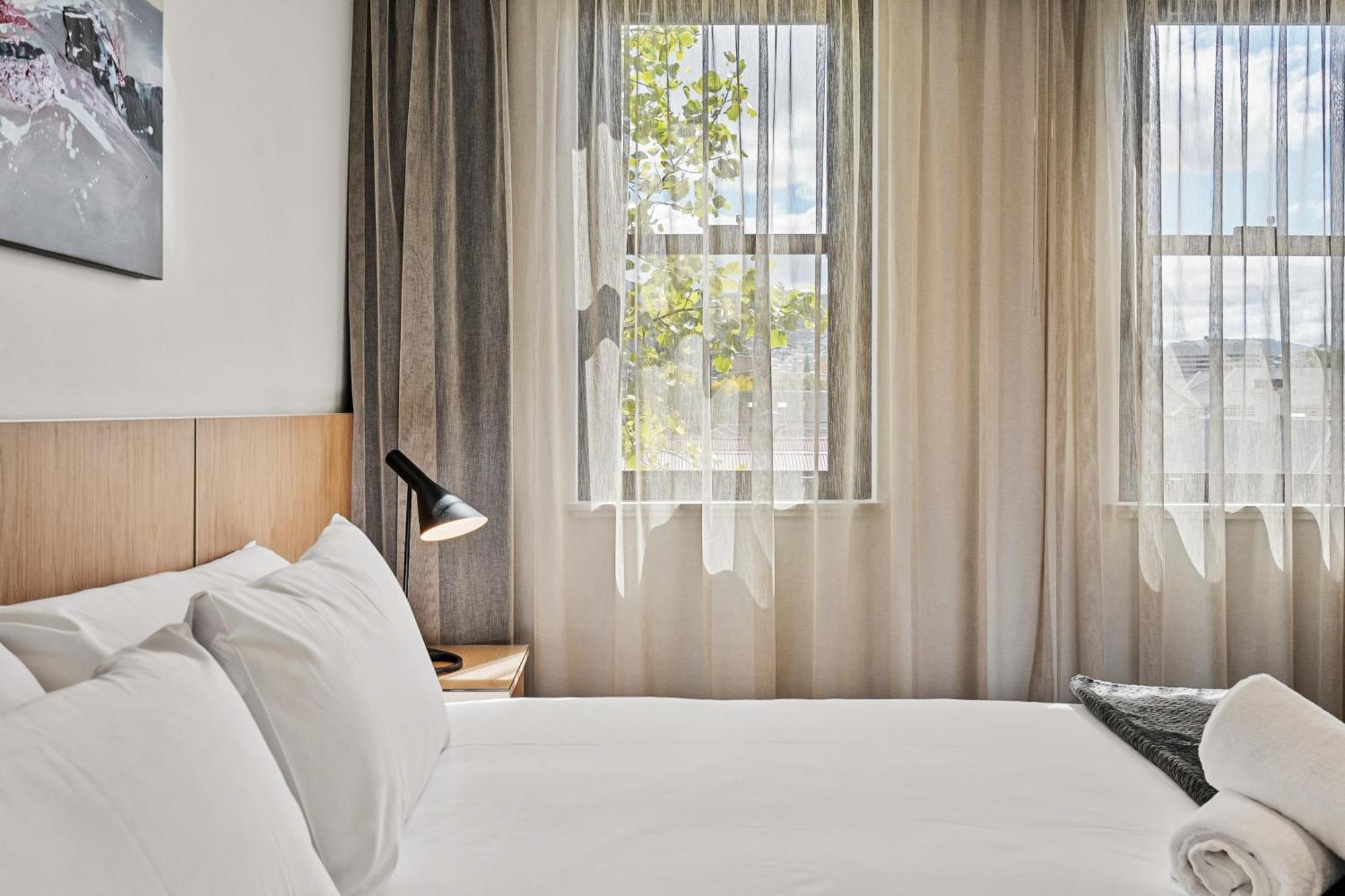 King Room Mountain View
