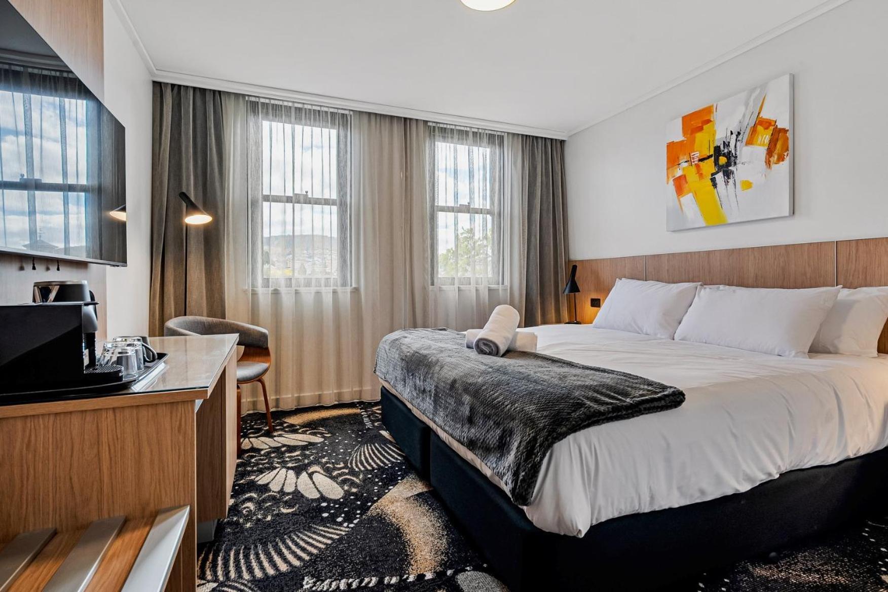 King Room Mountain View