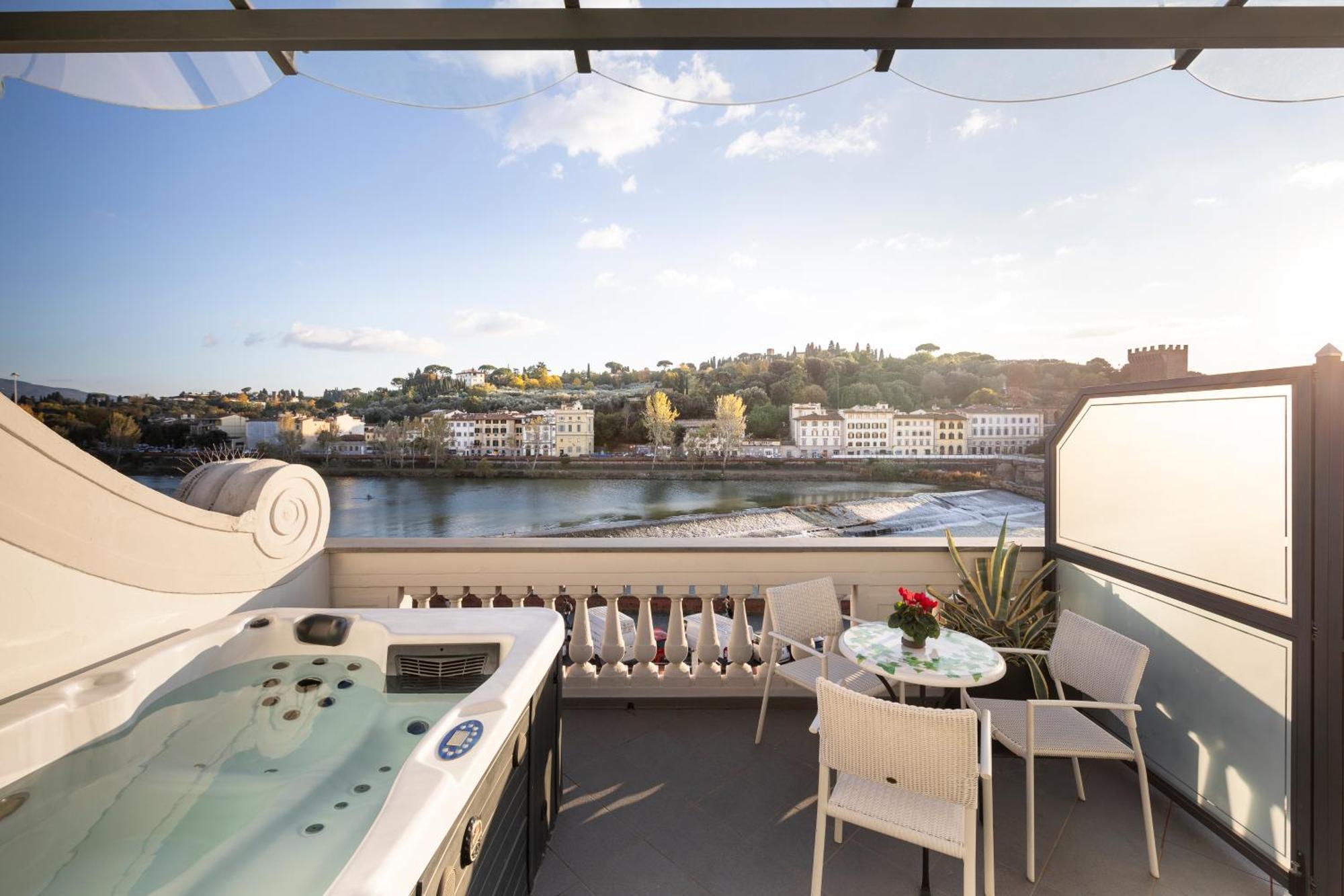 Junior Suite Deluxe Arno View