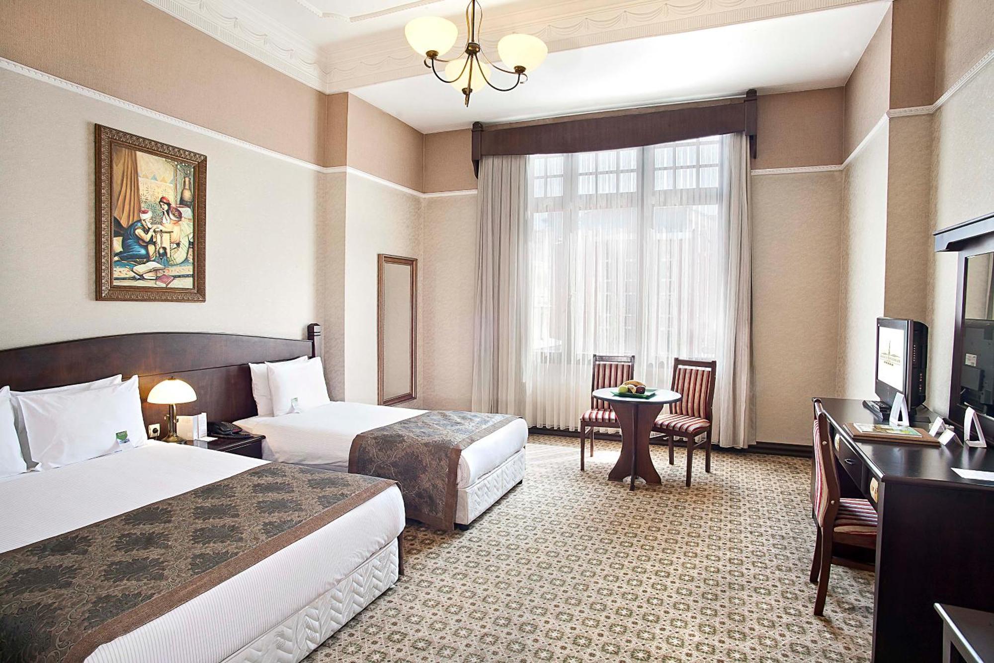 Deluxe Room City view King or Twin