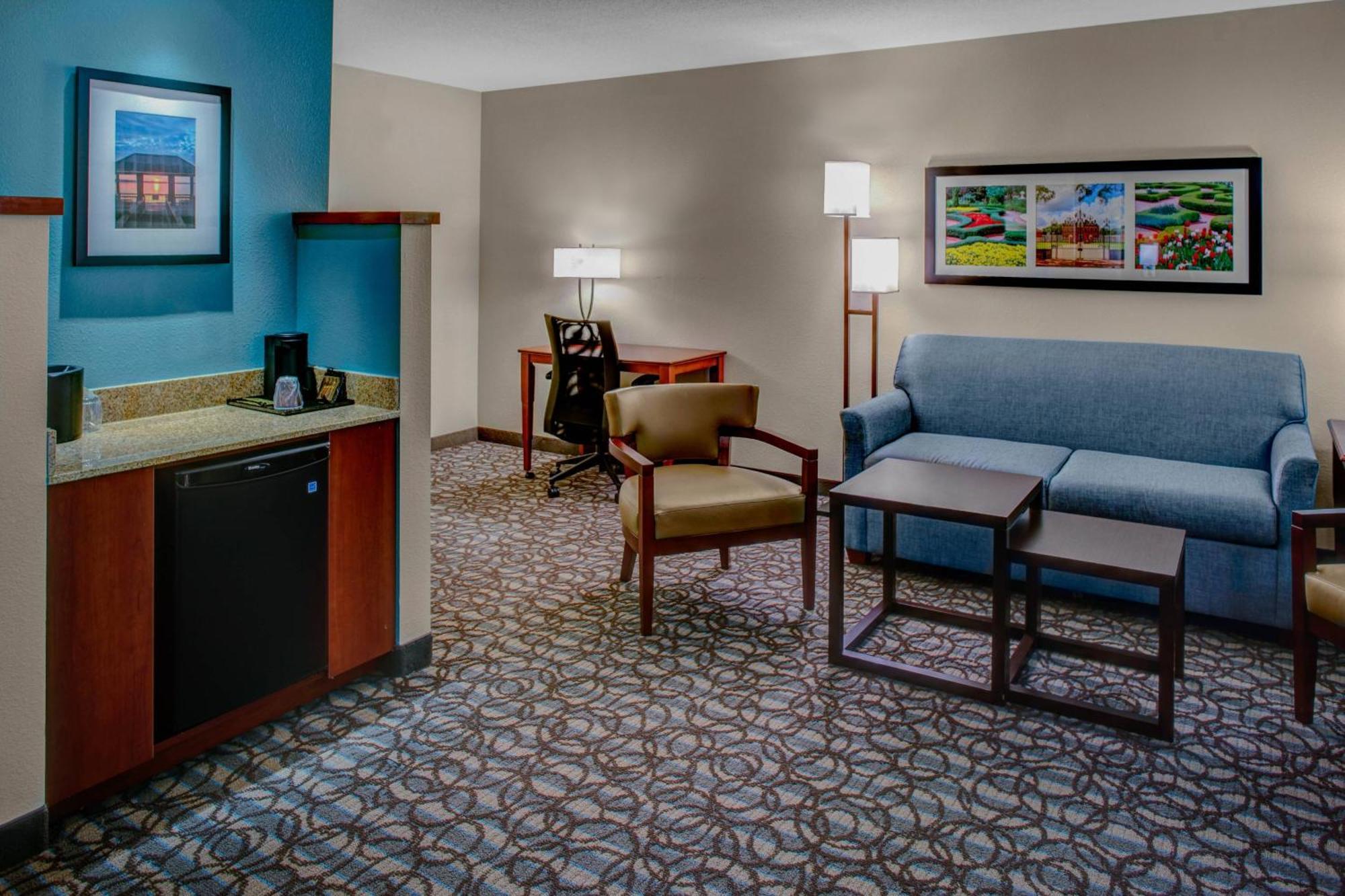 Queen Room with Two Queen Beds, Balcony, Roll-In Shower and Sofa Bed - Mobility Access/Hearing Accessible,1635084224:JPEG