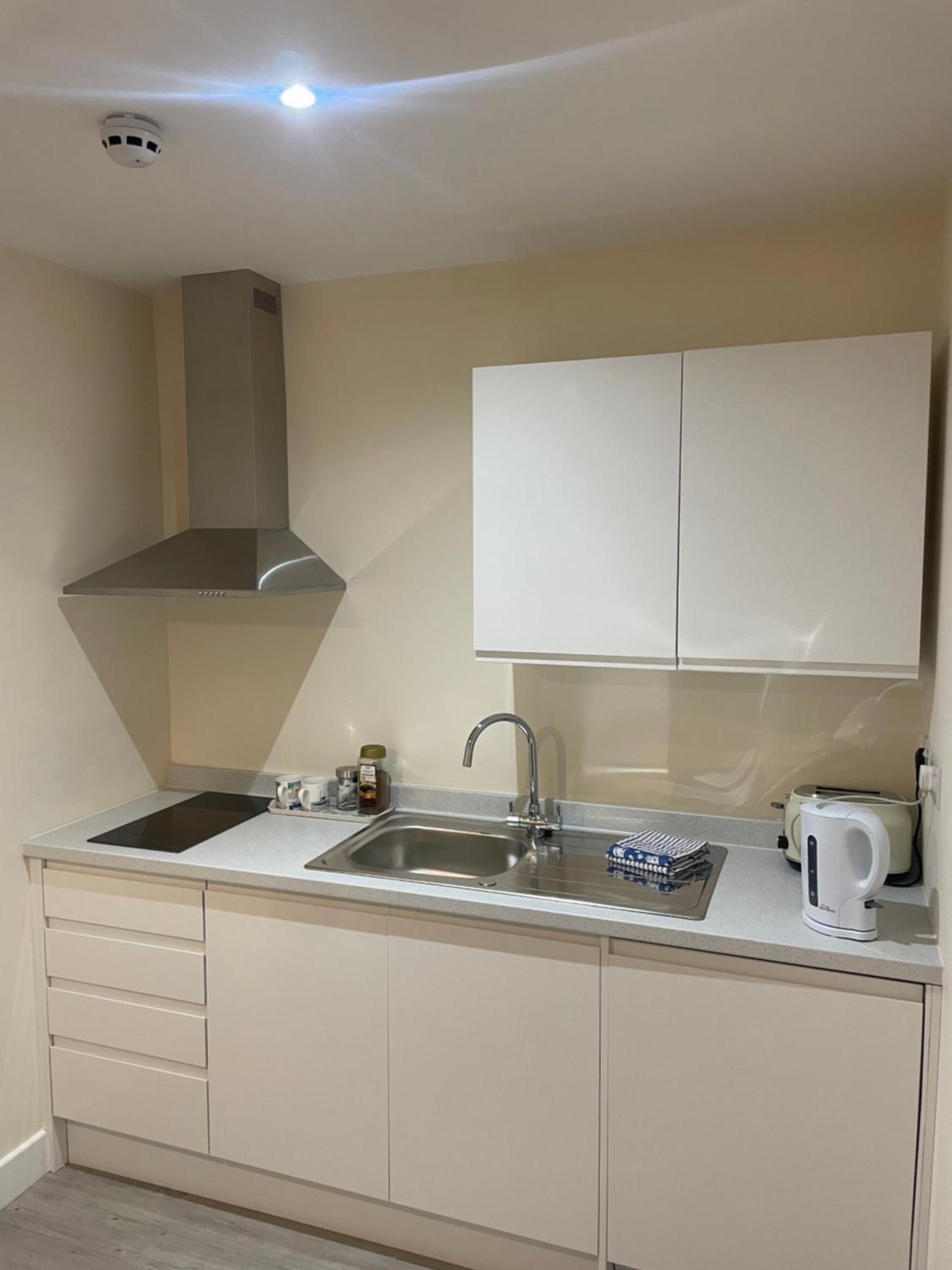 One-Bedroom Apartment Non-Smoking