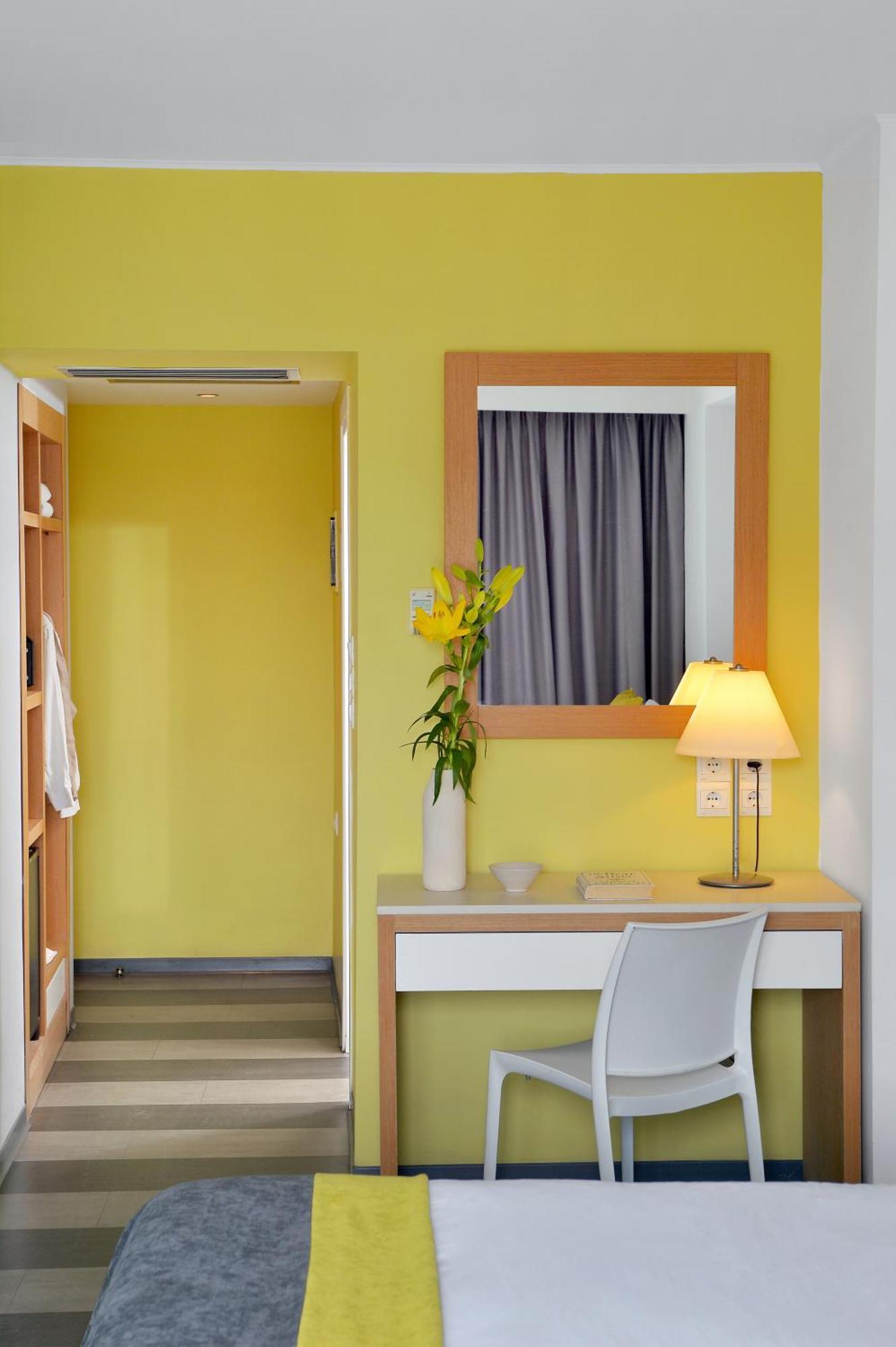 Doppelzimmer mit Stadtblick (2 Erwachsene + 1 Kind)