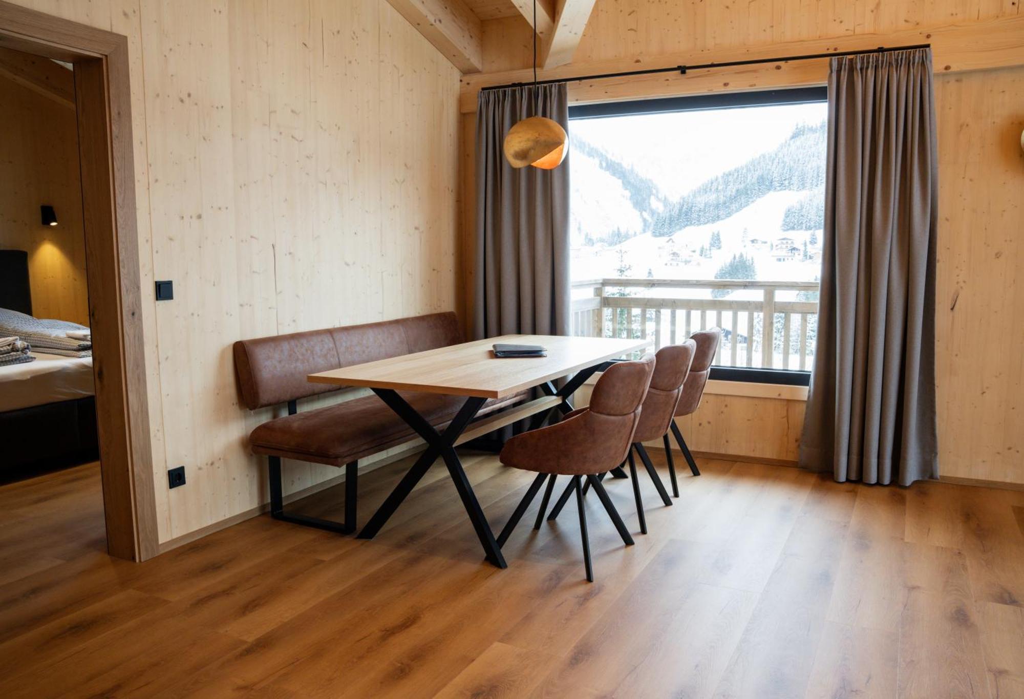 Superior Chalet