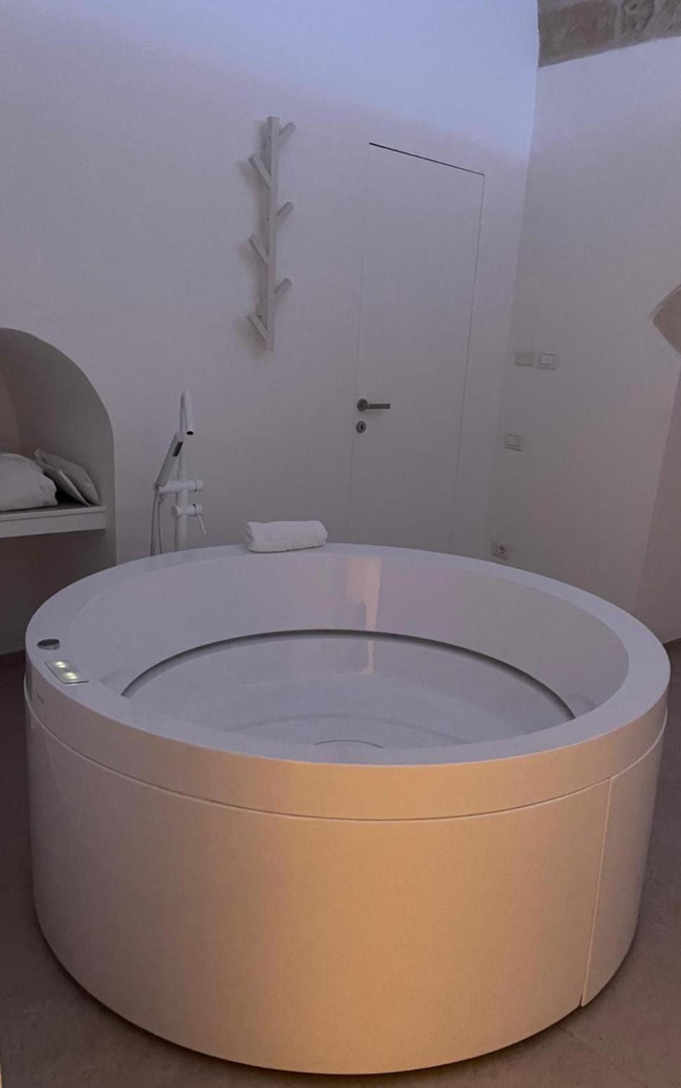 Double Room Spa Bath