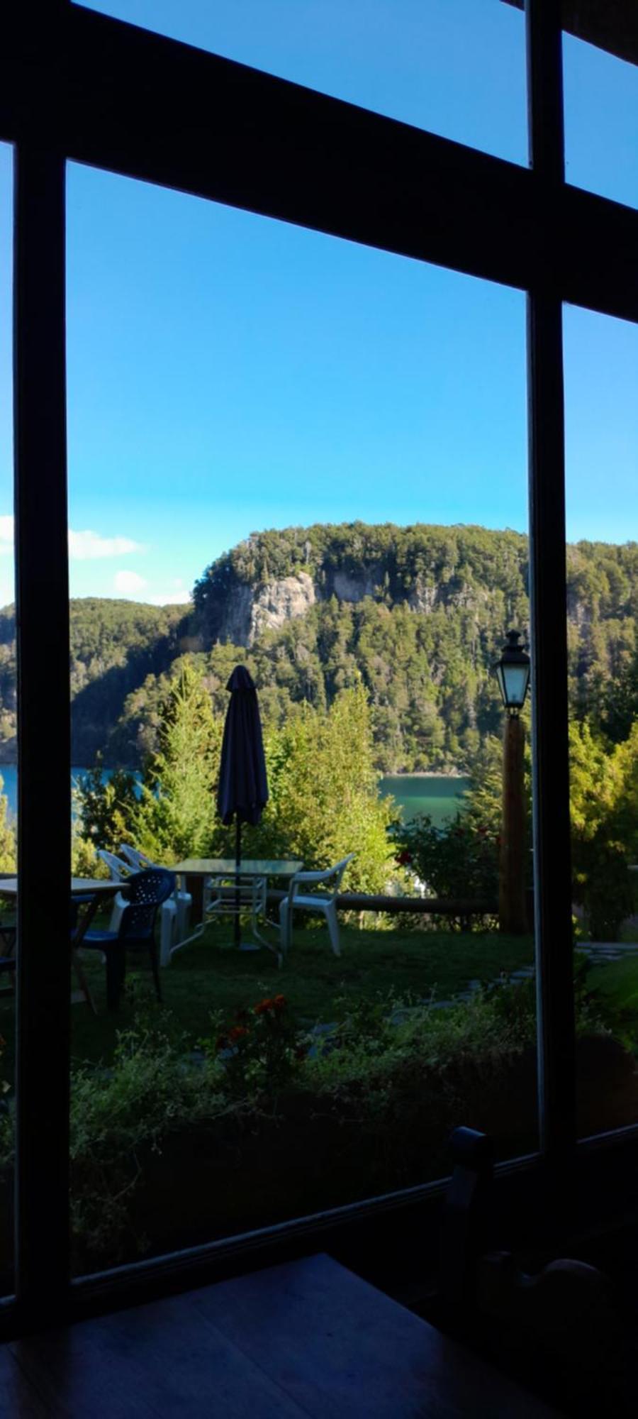 Double or Twin Room Lake View